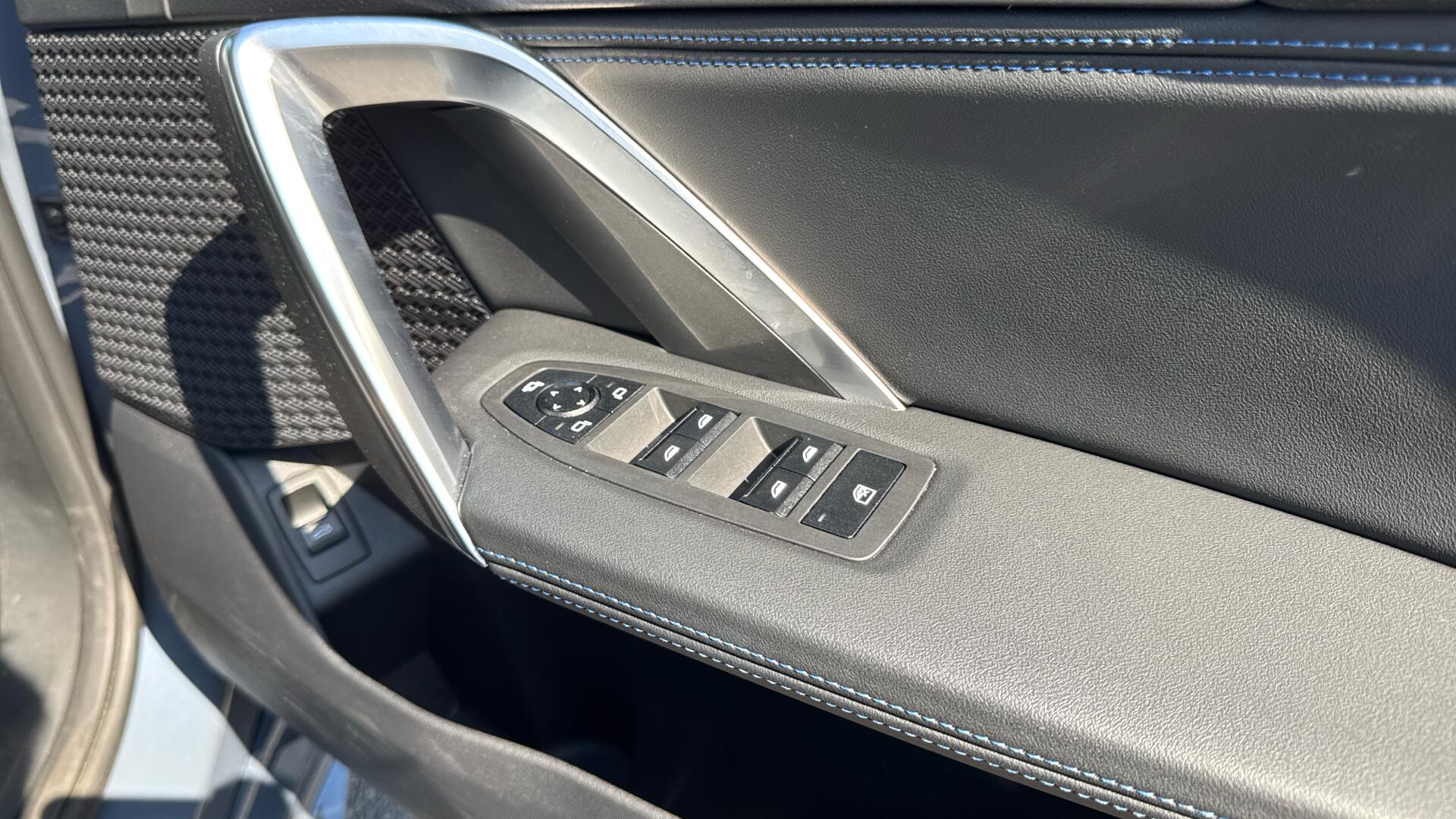 BMW iX2 view 33