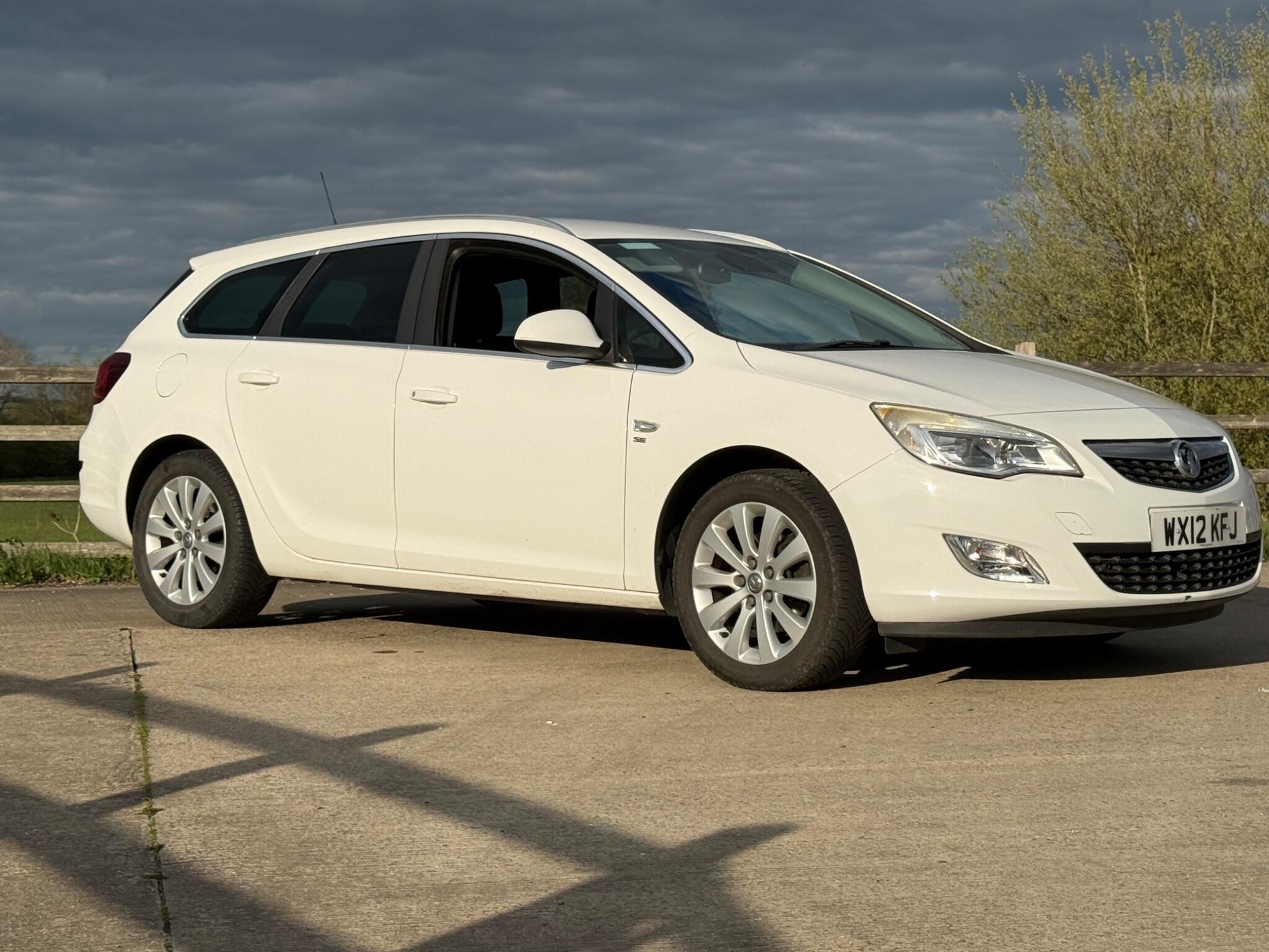 2012 Vauxhall Astra 1.7 CDTi ecoFLEX SE Sports Tourer Euro 5 (s/s) 5dr