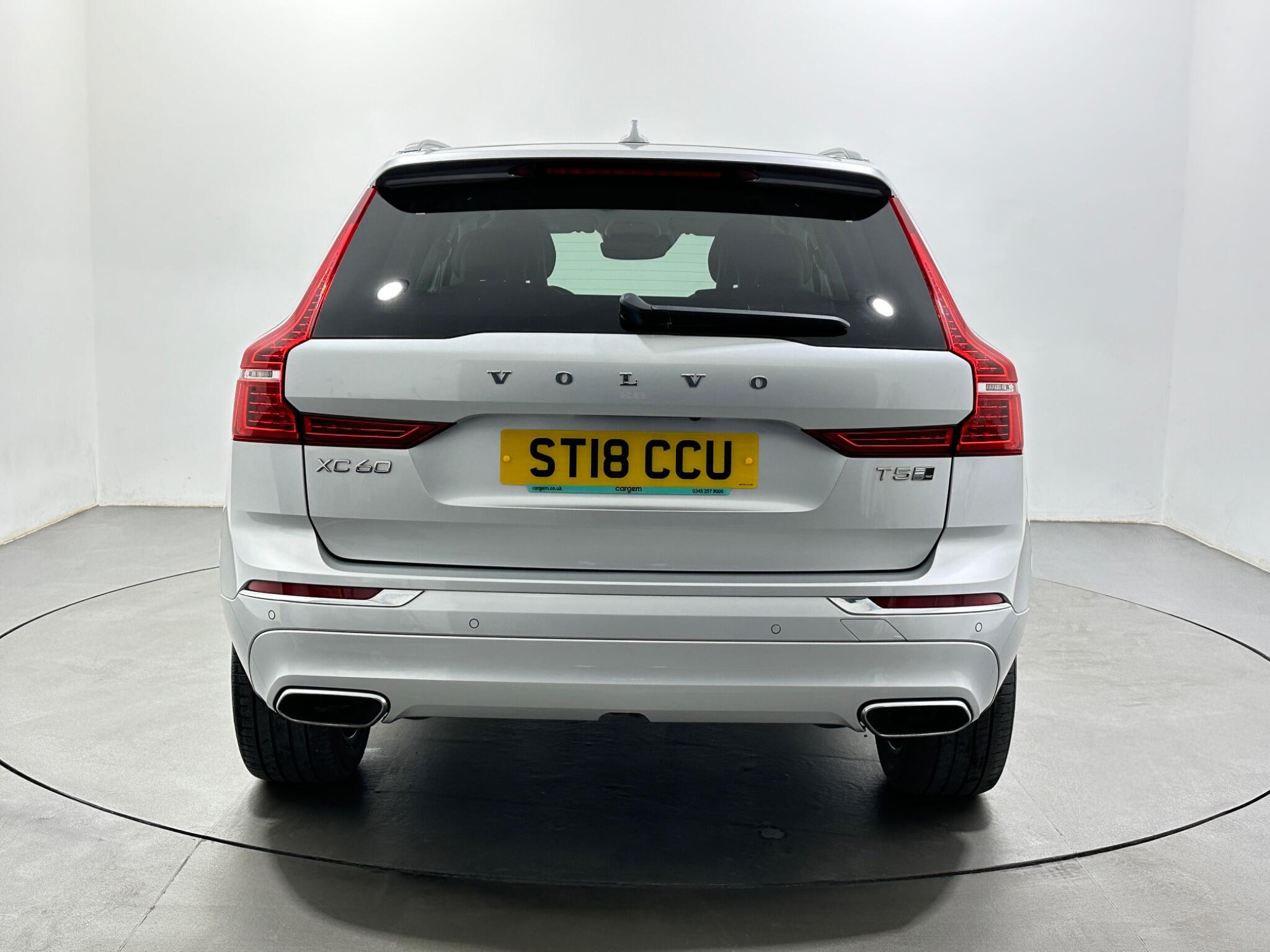 Volvo XC60 view 7