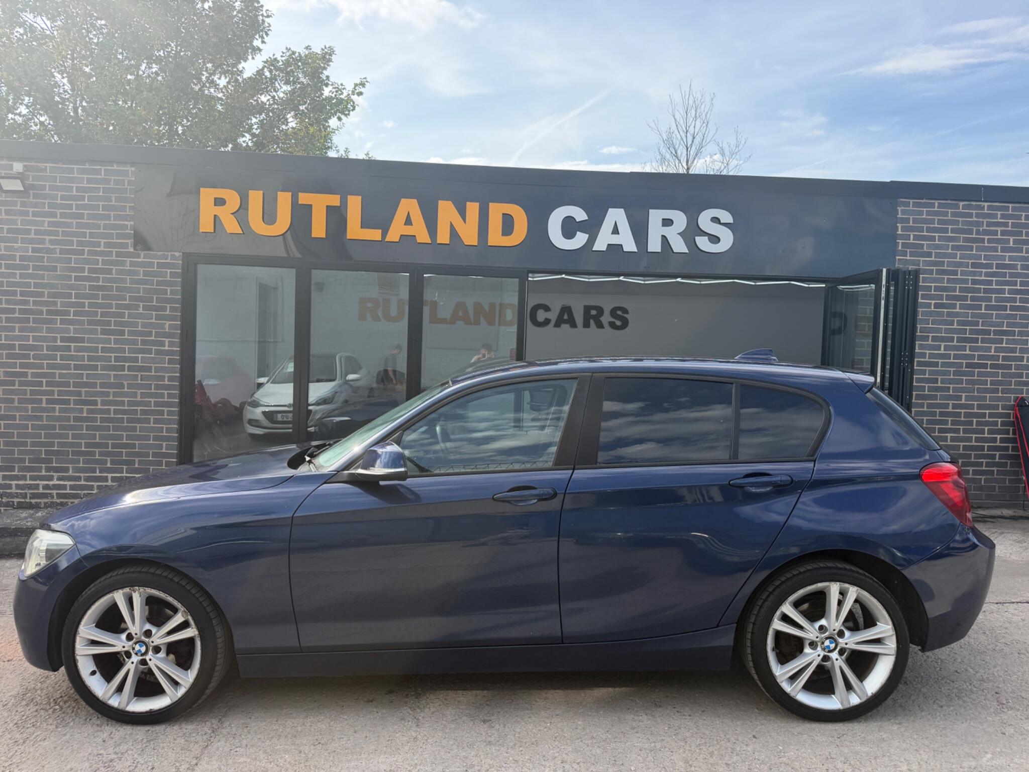 BMW 1 Series view 7