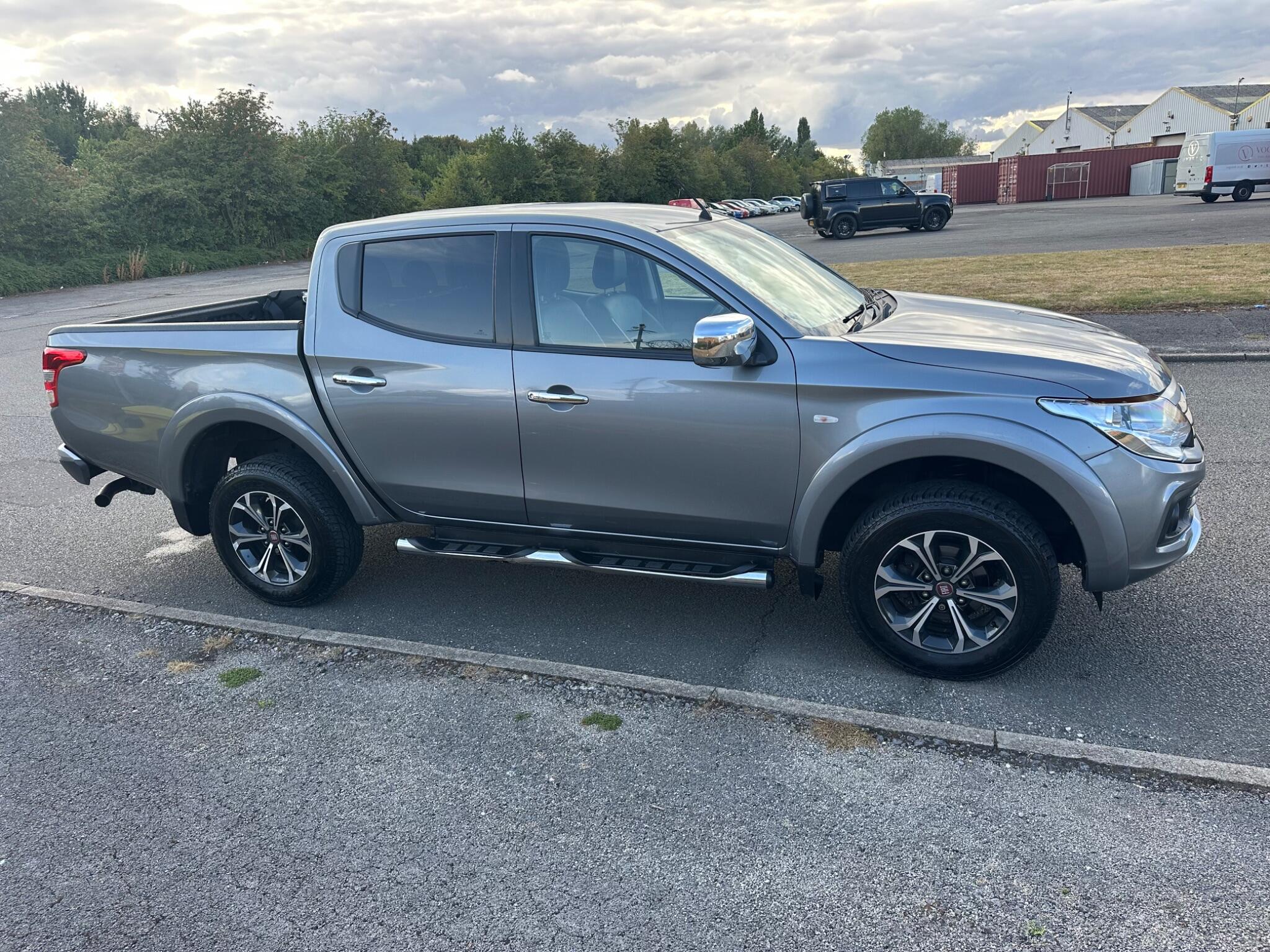 Fiat Fullback view 12