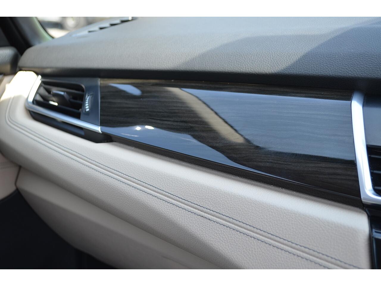 BMW 2 Series view 31