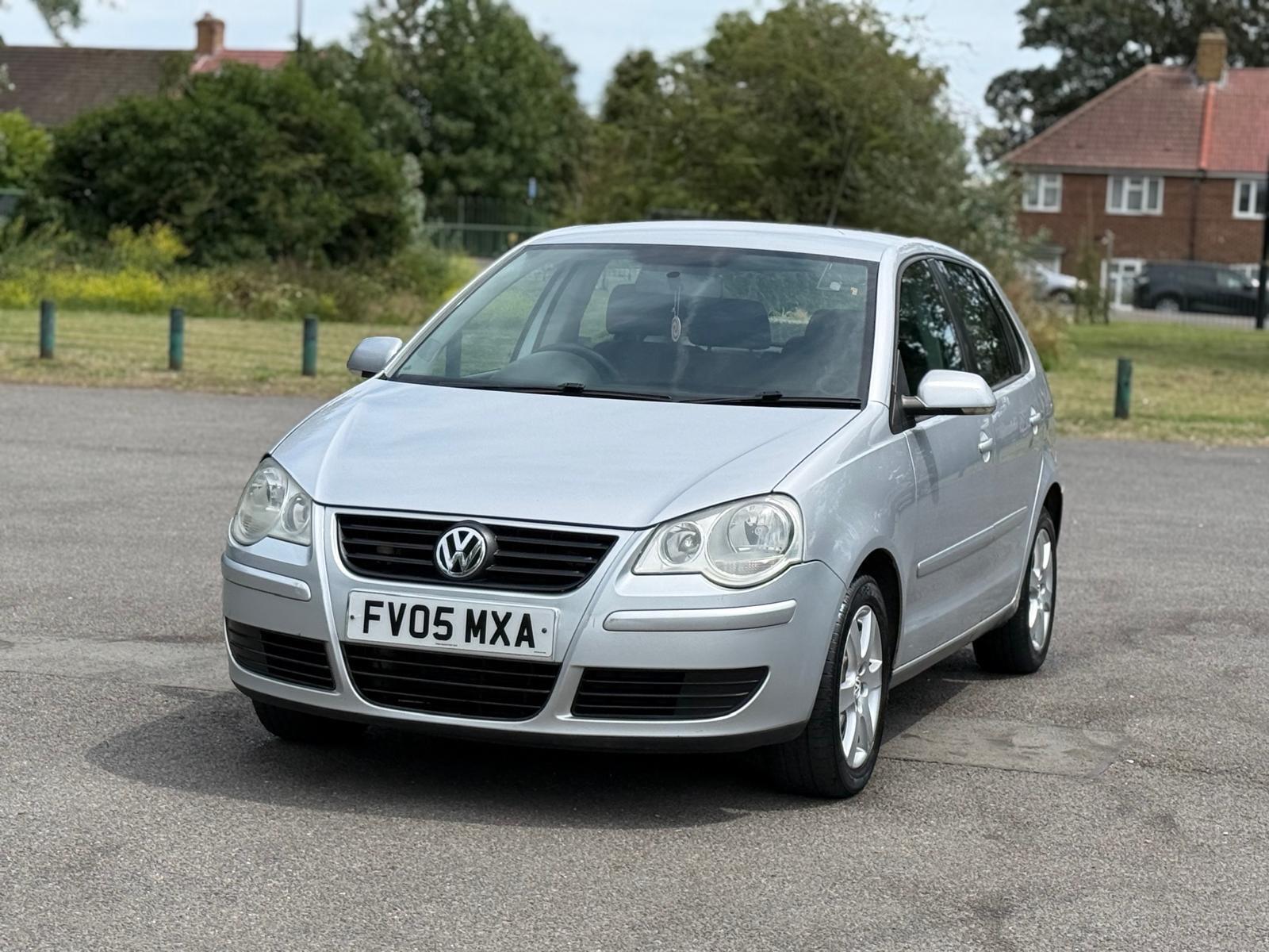 Volkswagen Polo view 6