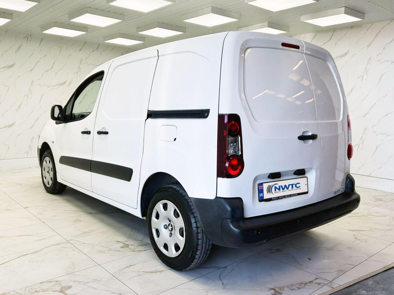 Peugeot Partner view 9