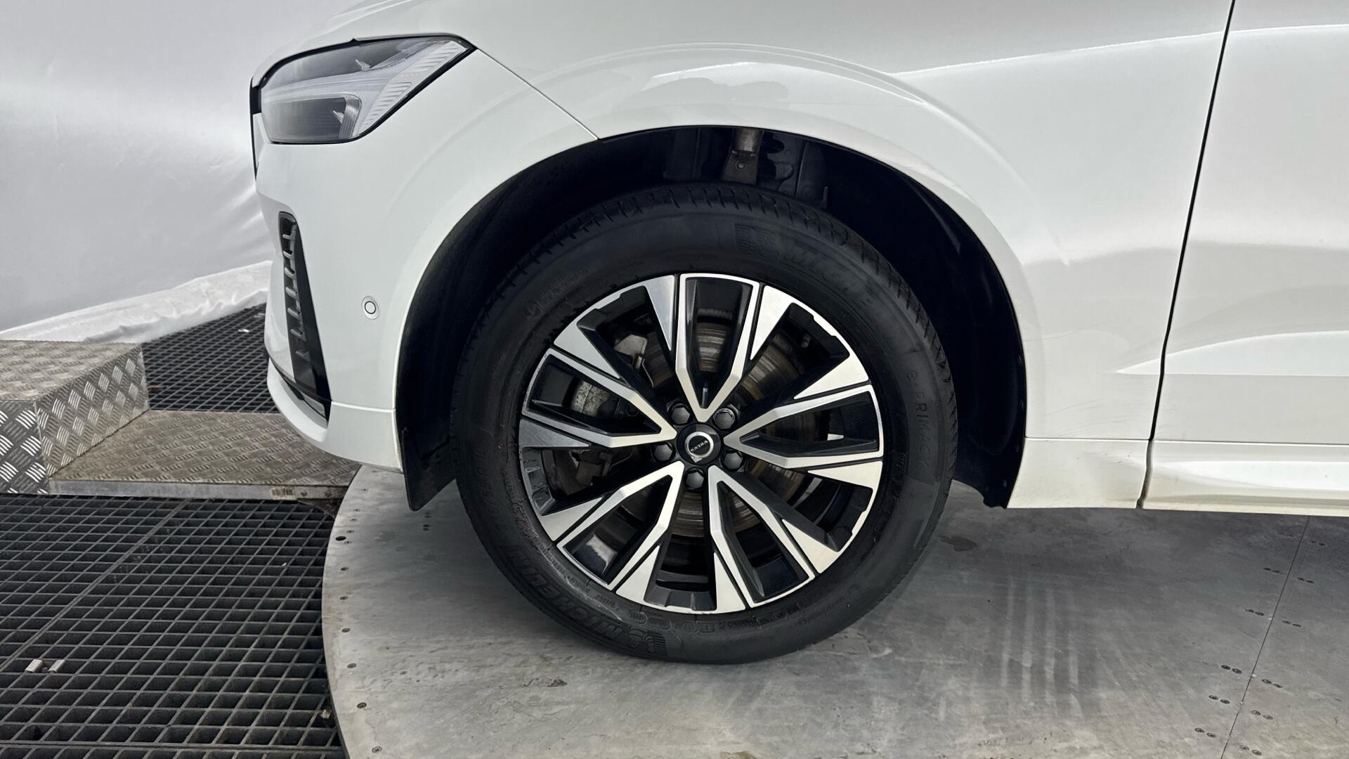 Volvo XC60 view 26