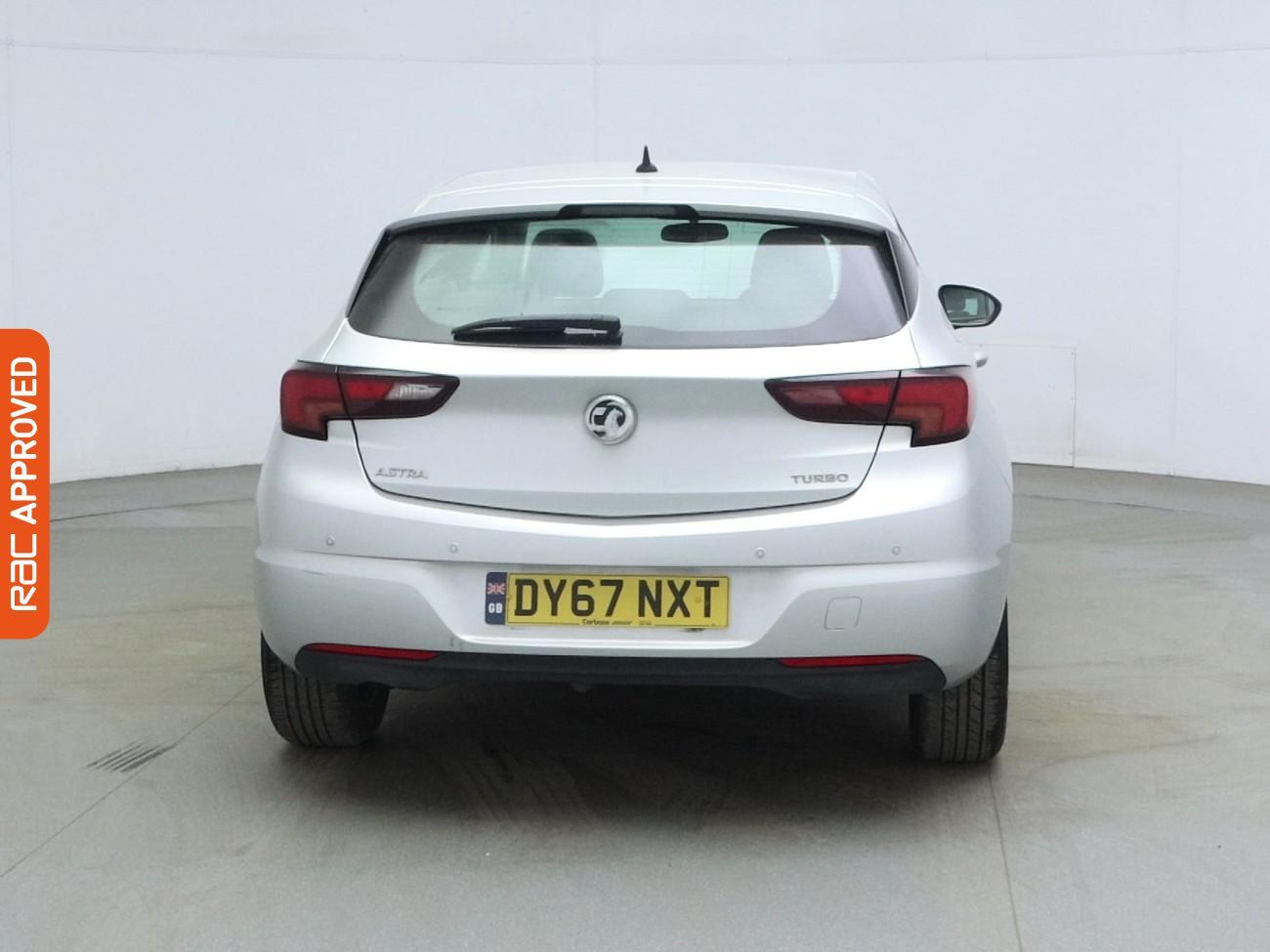 Vauxhall Astra view 8