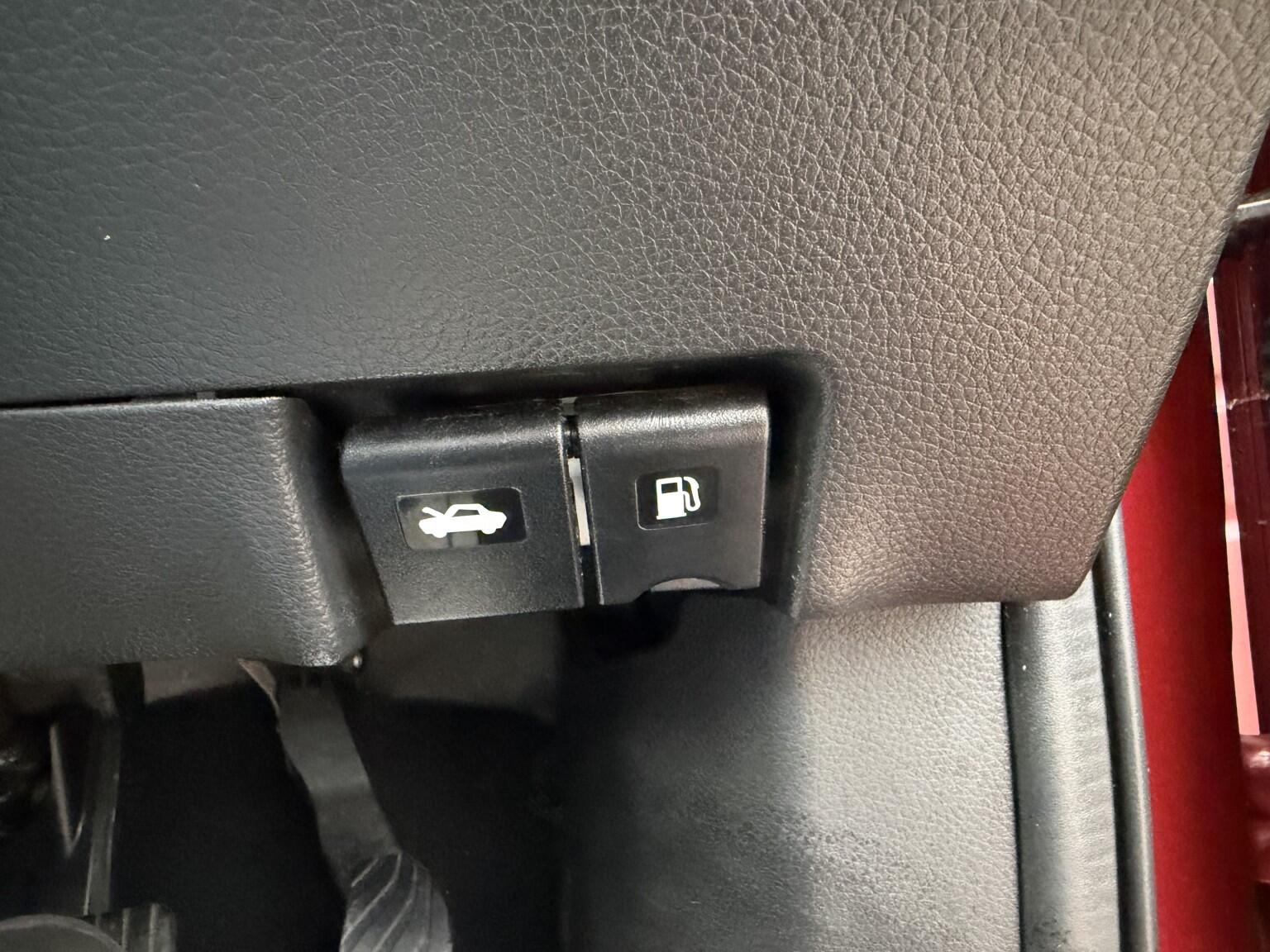Nissan Qashqai view 25