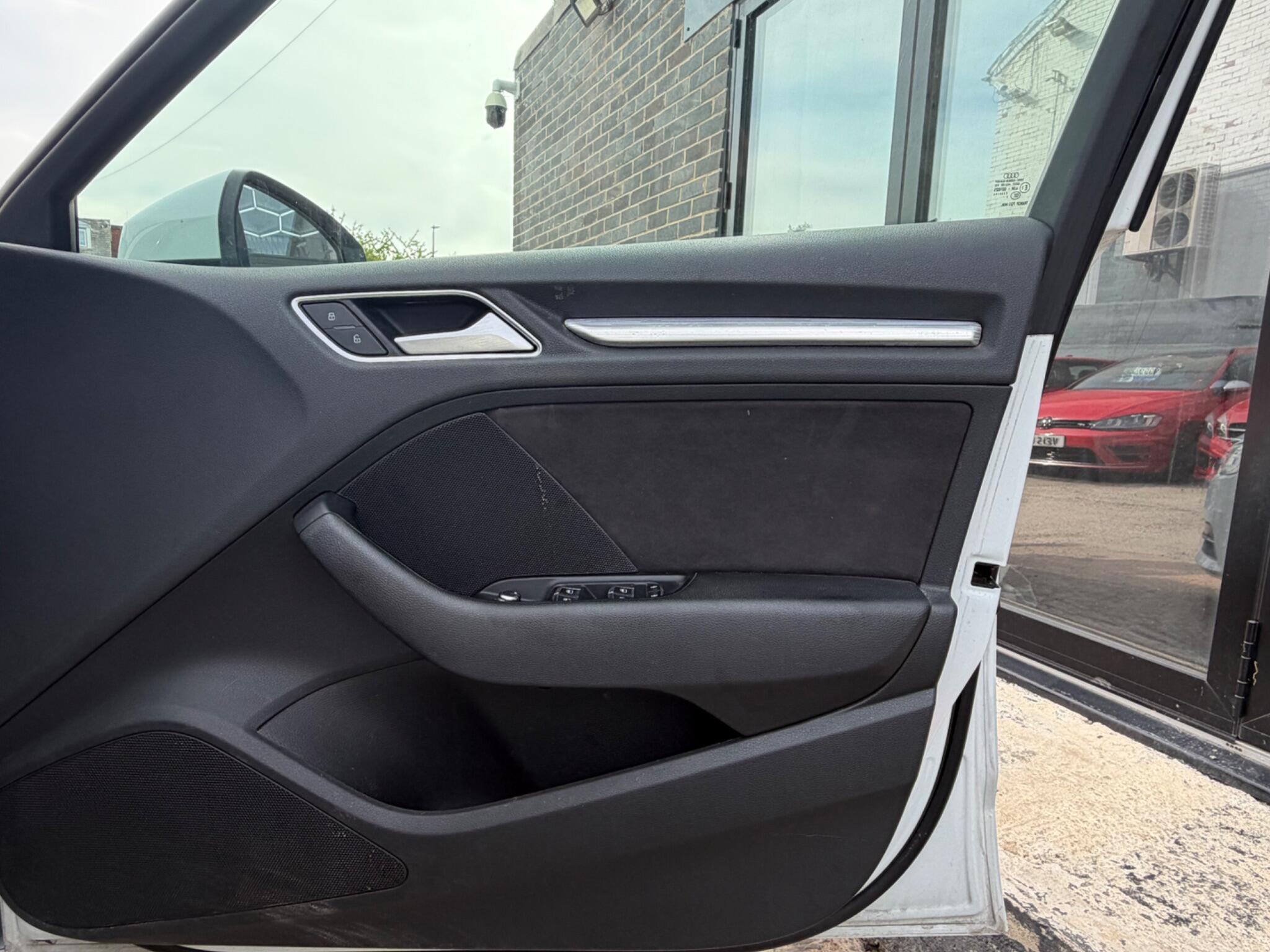 Audi A3 view 8