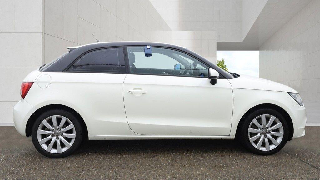 Audi A1 view 5