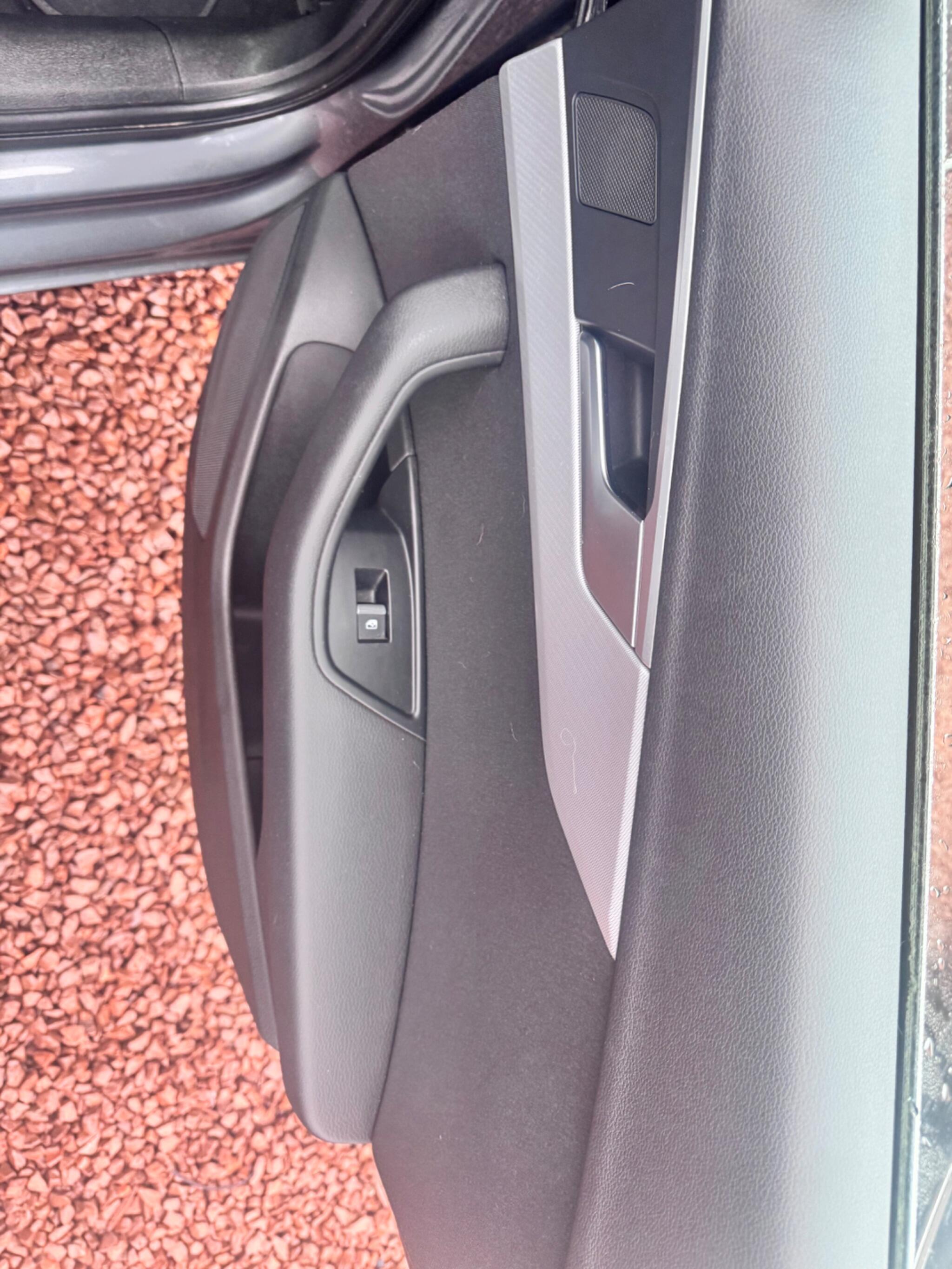 Audi A4 view 34
