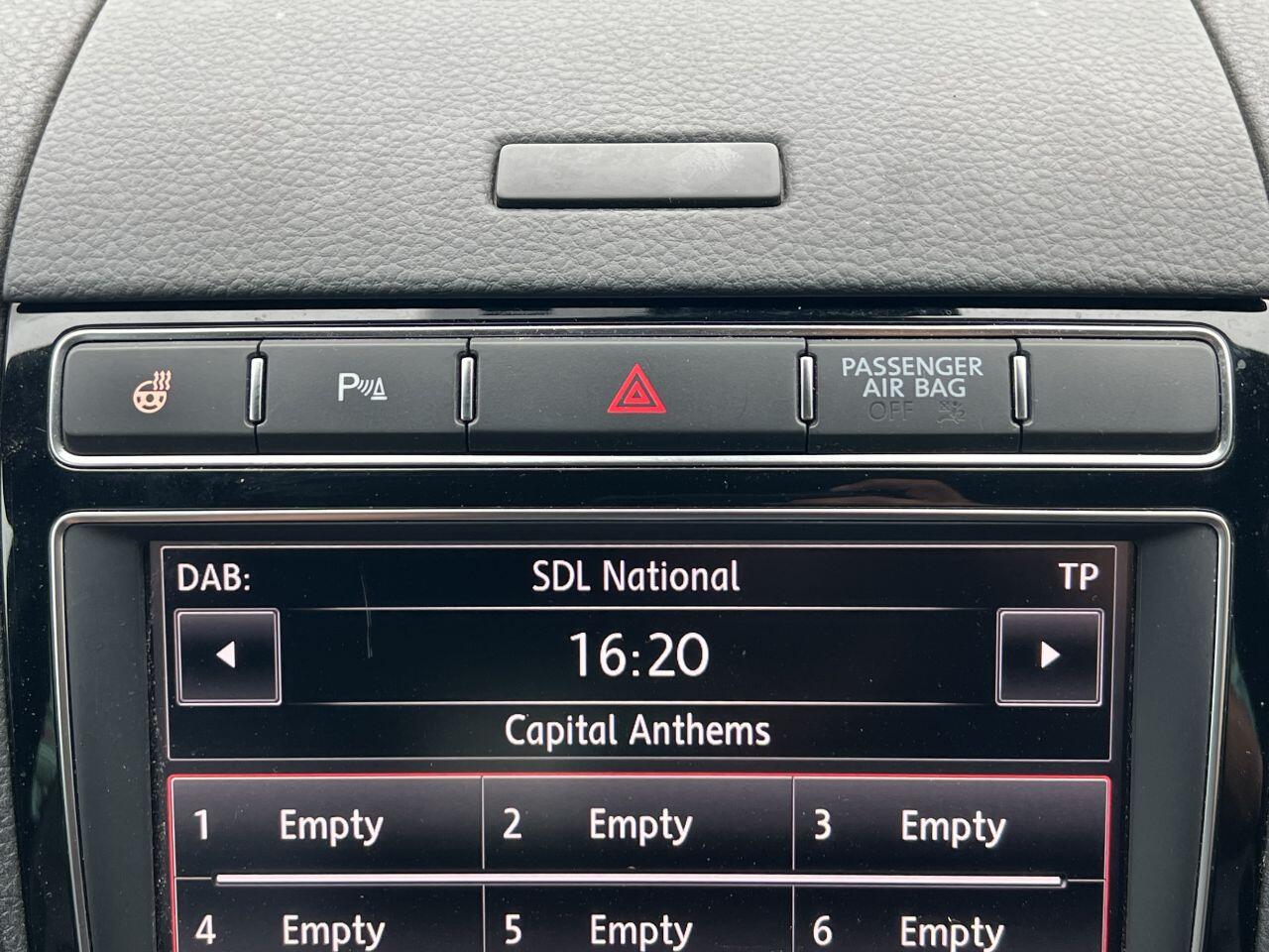 Volkswagen Touareg view 39