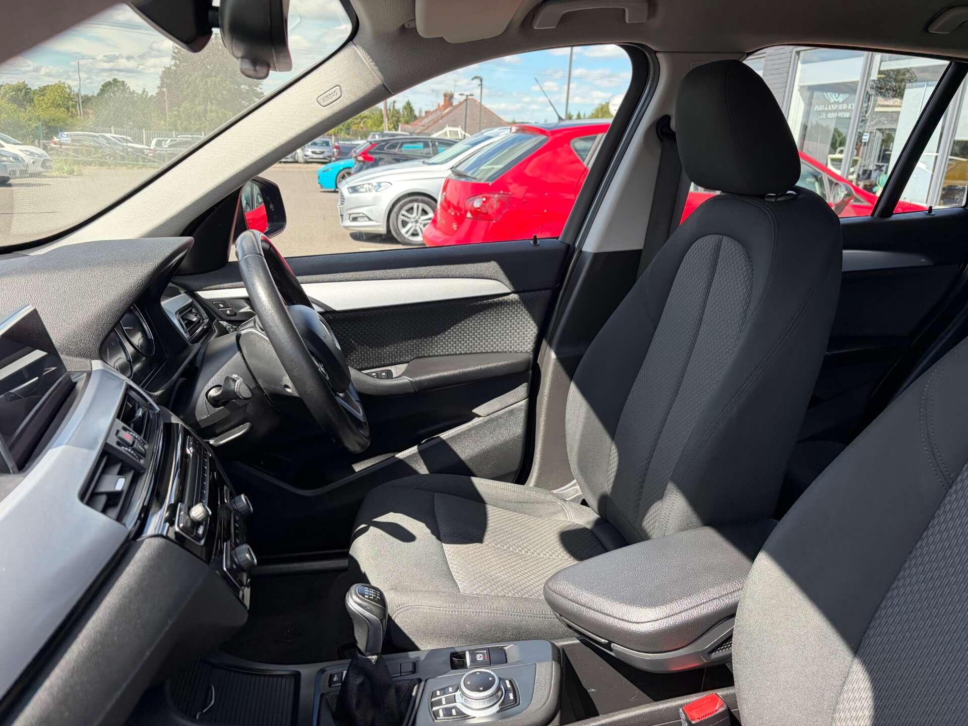 BMW X1 view 18