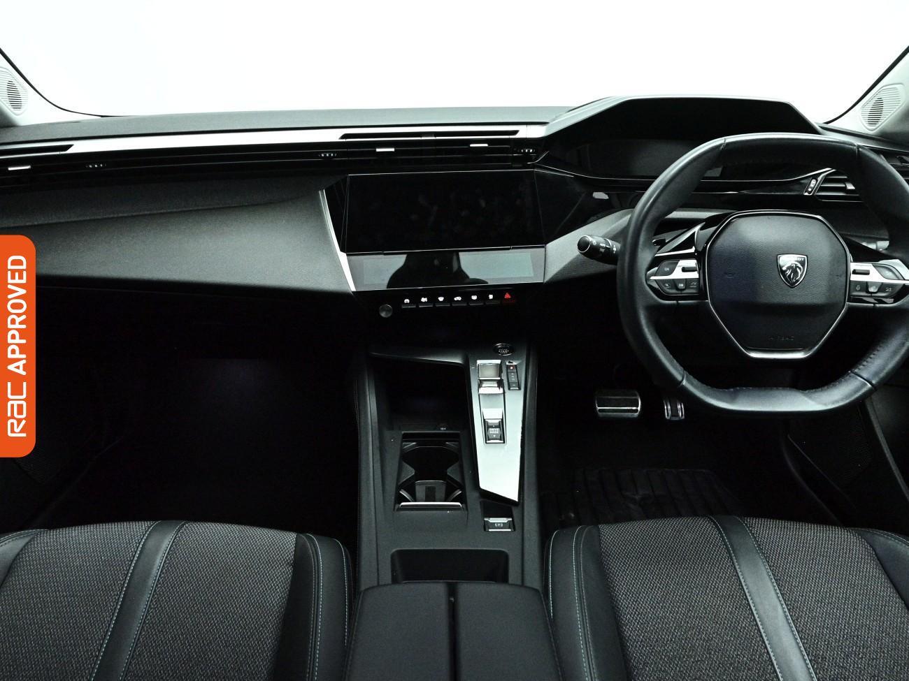 Peugeot 308 view 2