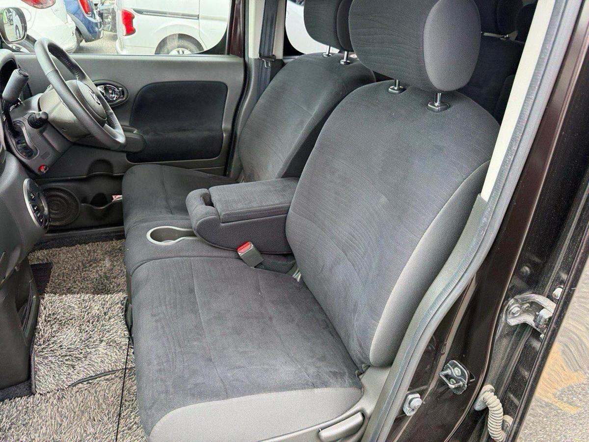 Nissan Cube view 9