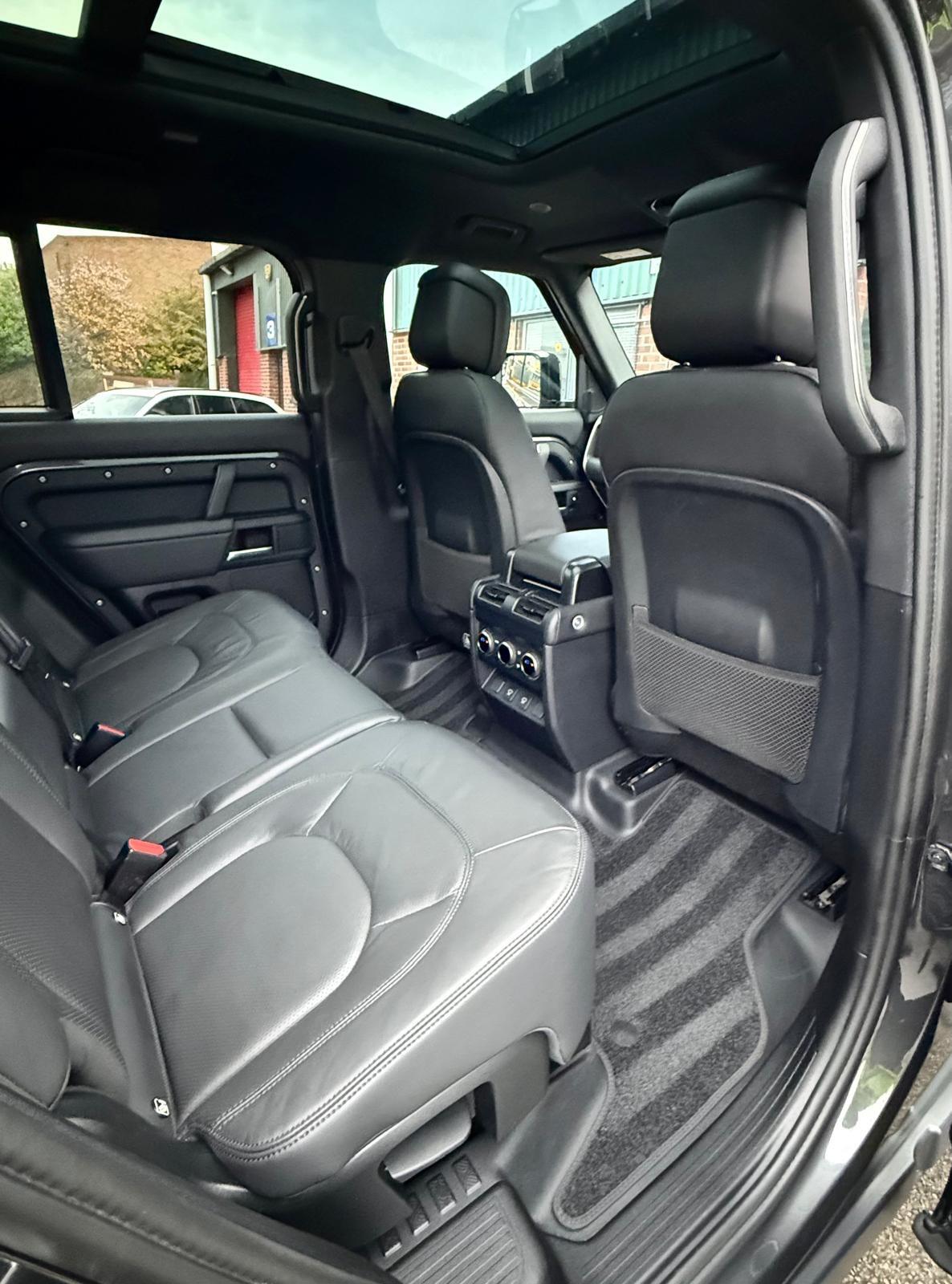 Land Rover Defender view 34