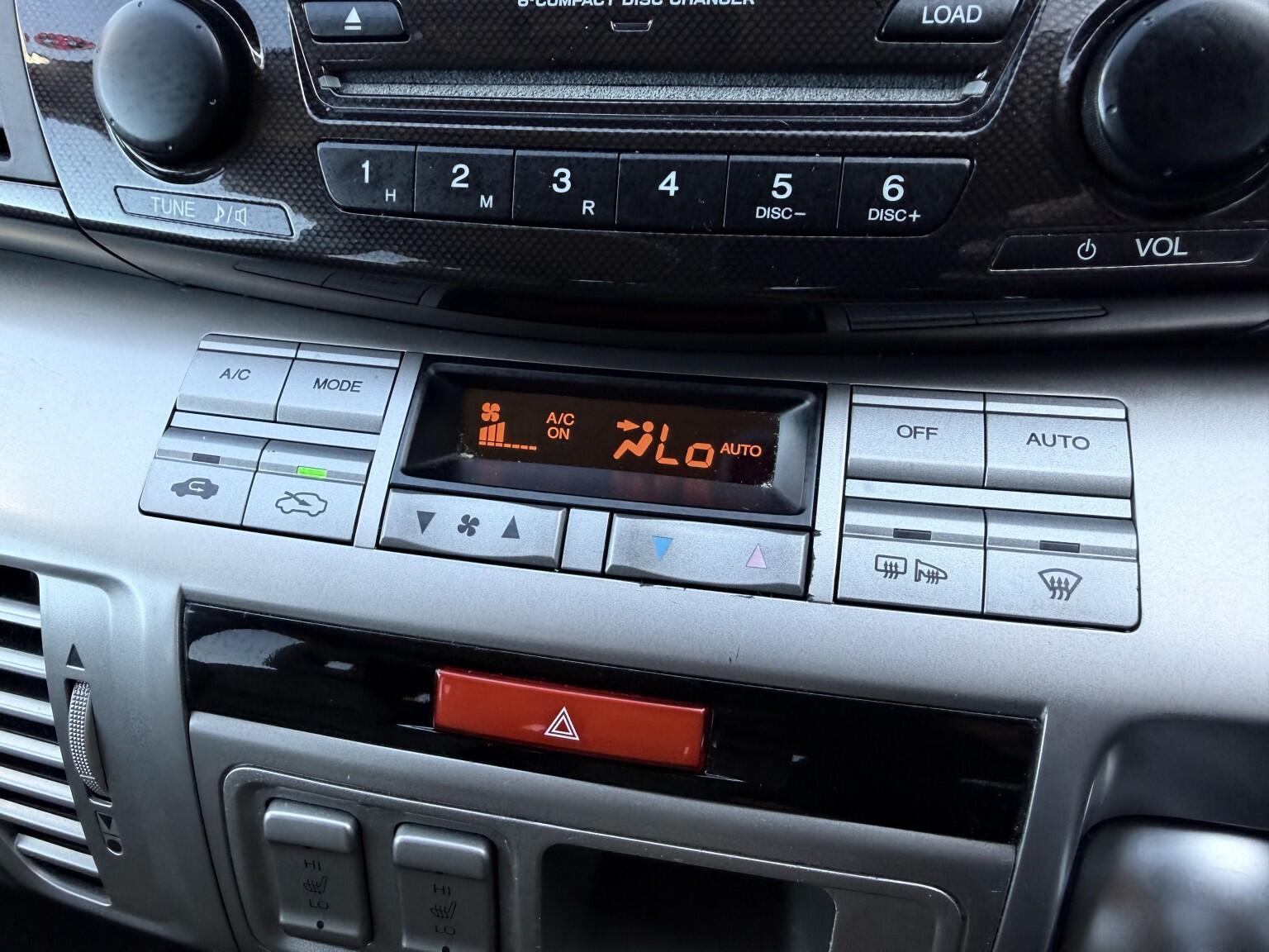 Honda FR-V view 22