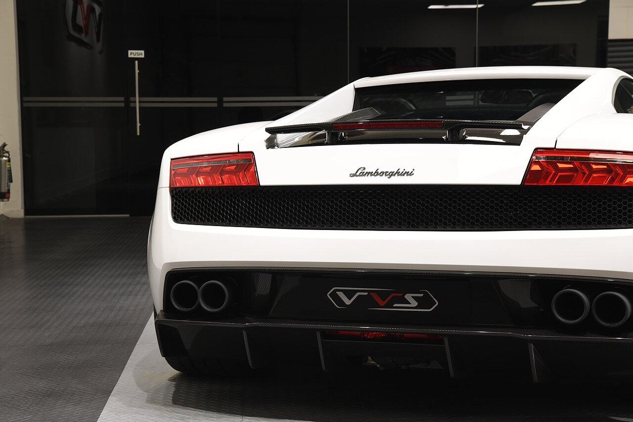 Lamborghini Gallardo view 38