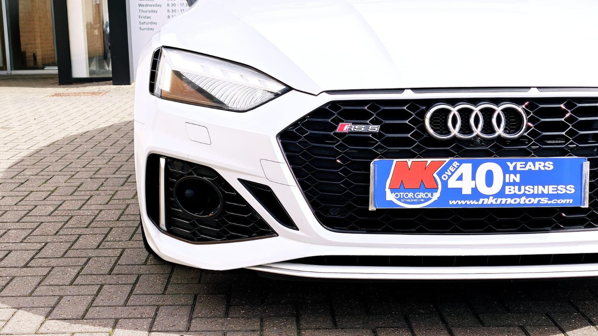 Audi RS5 view 6