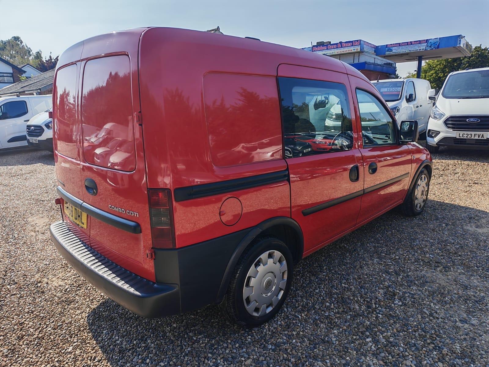 Vauxhall Combo view 5