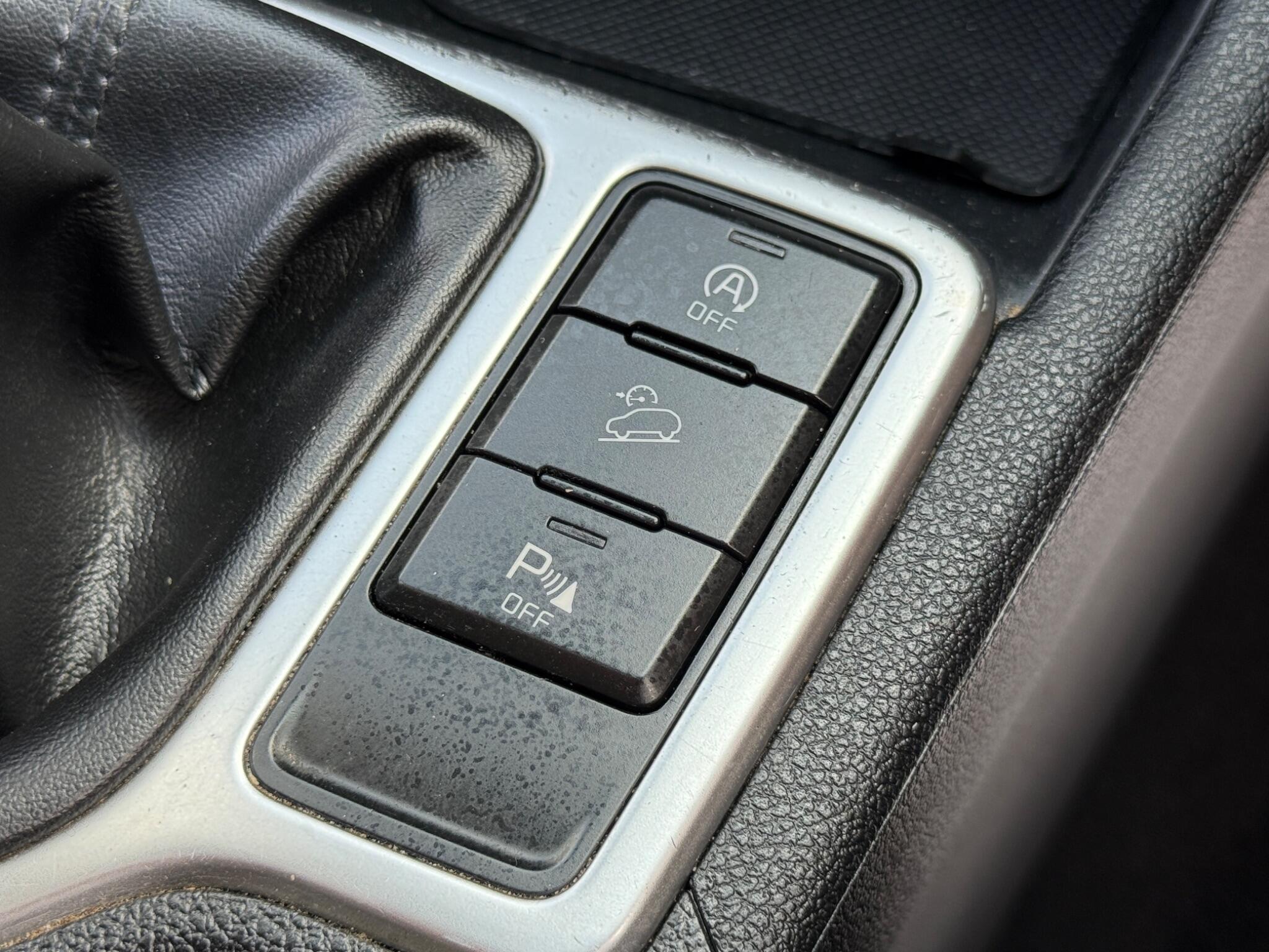 Kia Sportage - Image 60