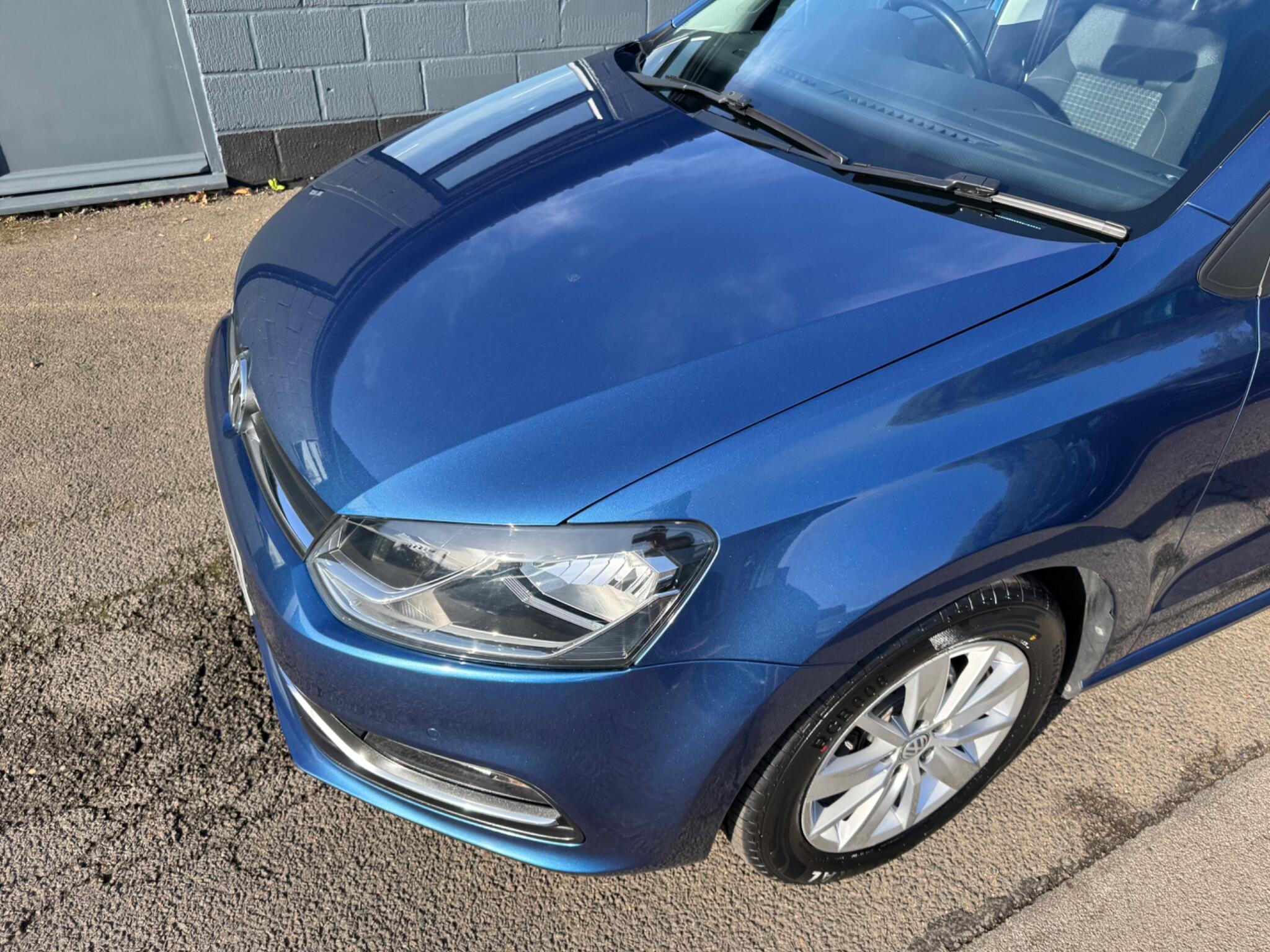 Volkswagen Polo view 9
