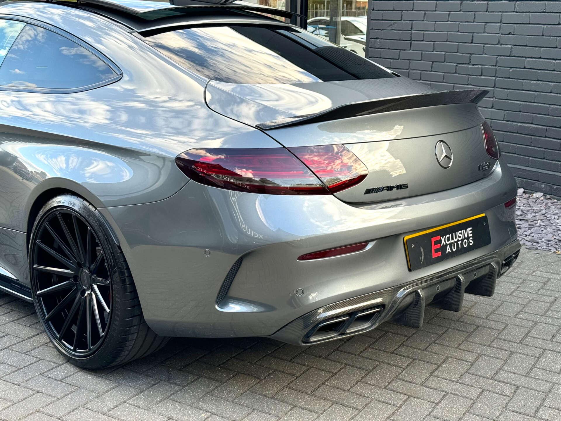 Mercedes-Benz C Class view 23