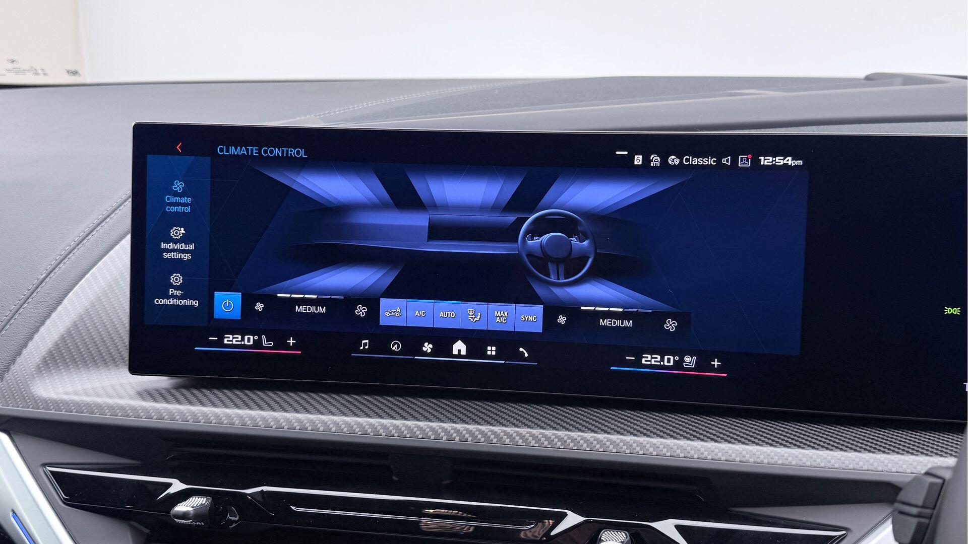 BMW XM view 26