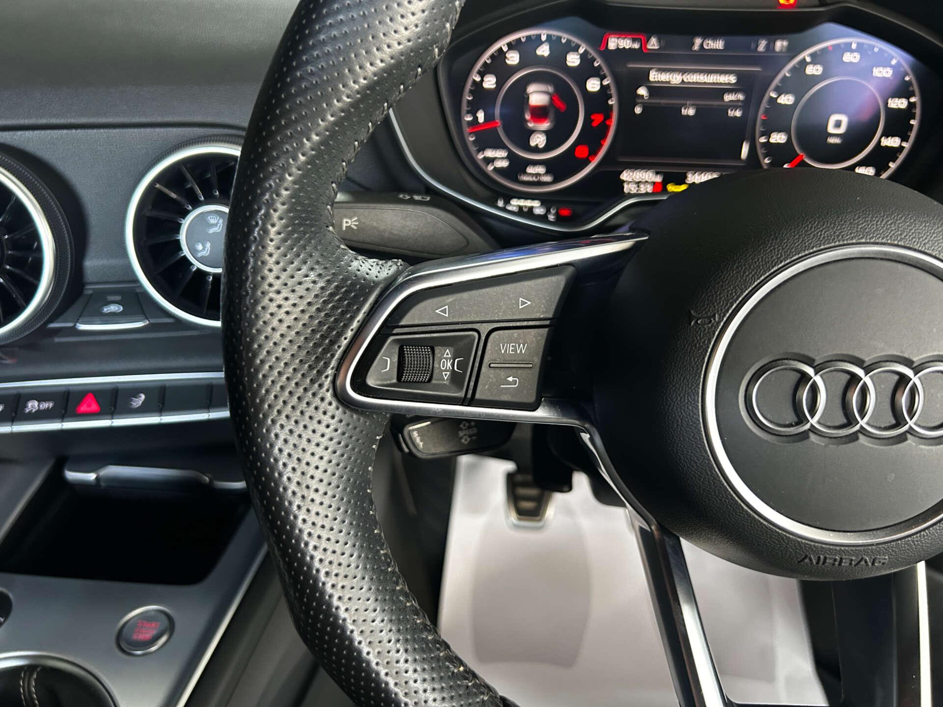 Audi TT view 45