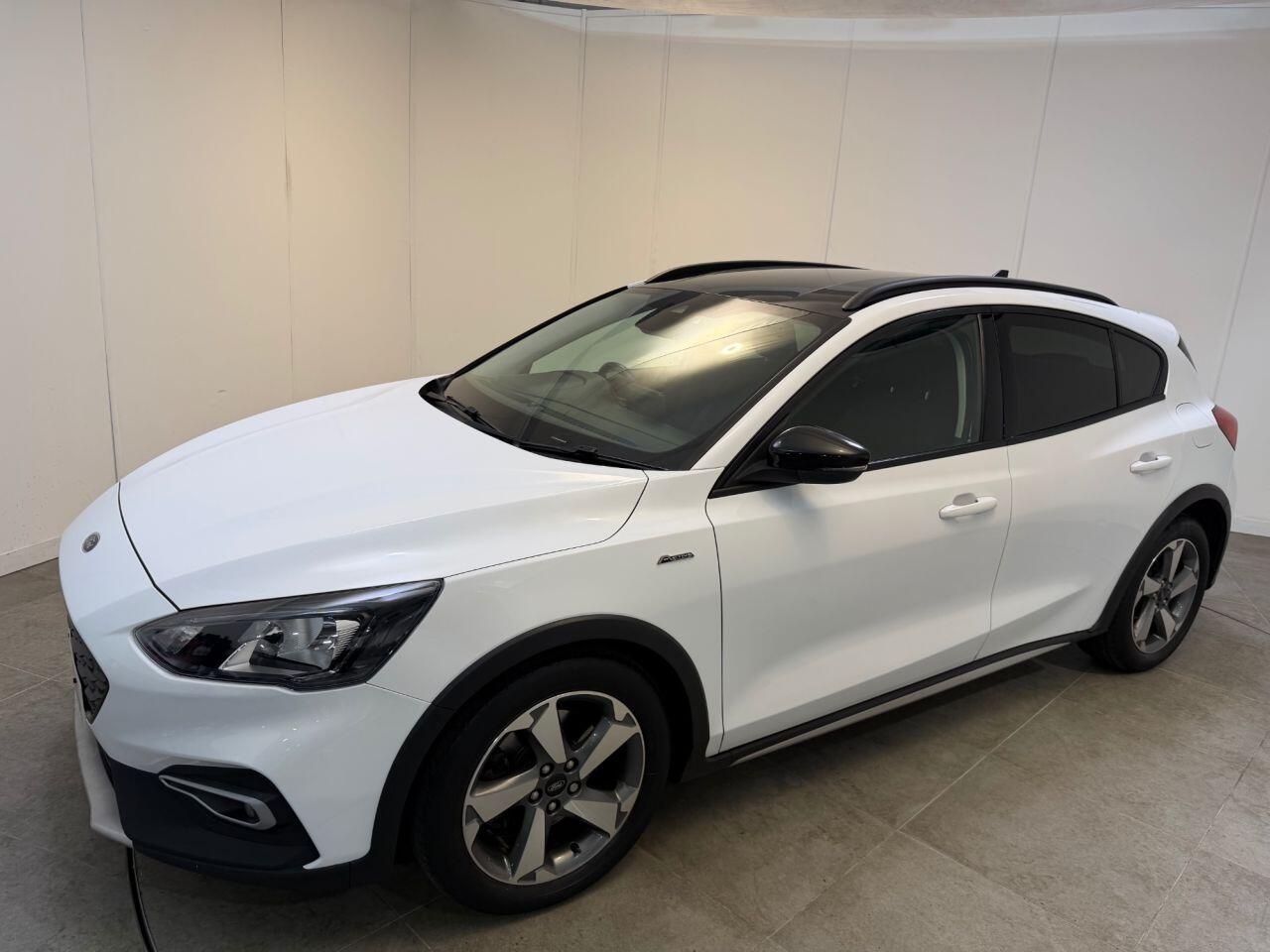 Ford Focus view 33