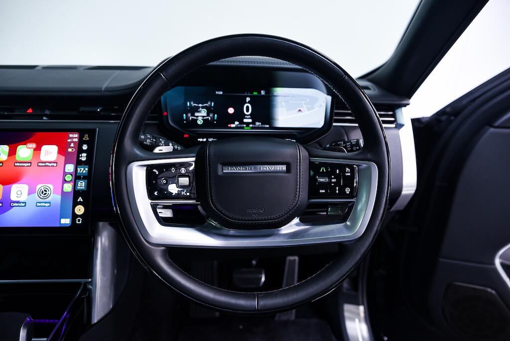 Land Rover Range Rover view 35