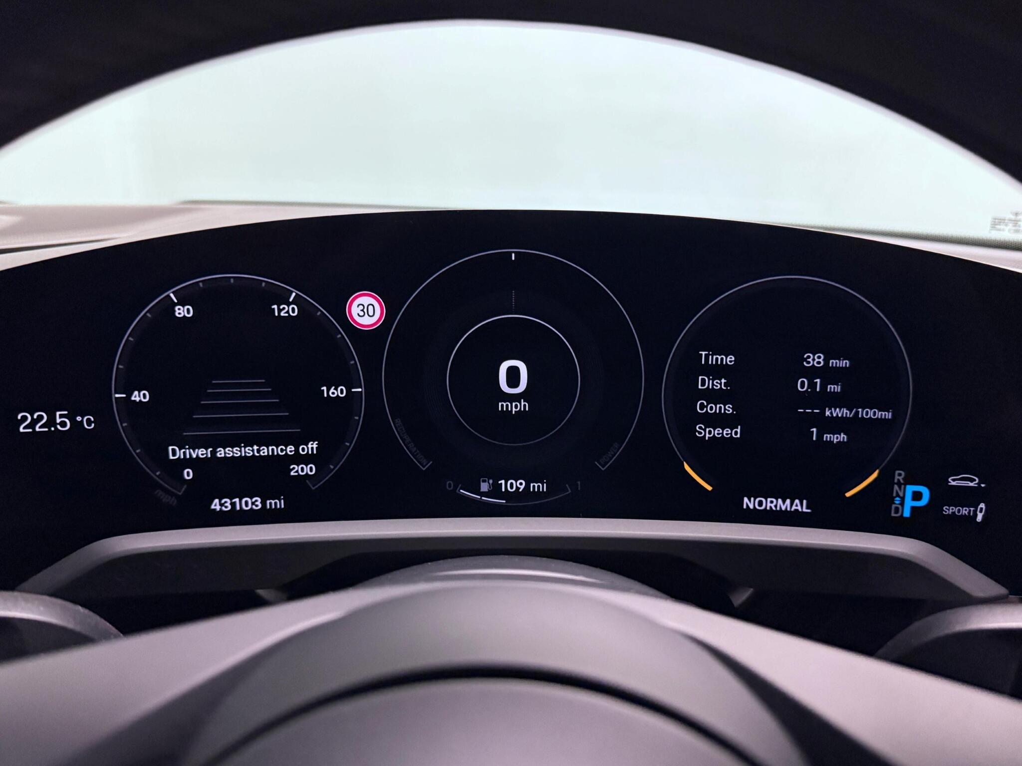 Porsche Taycan view 17
