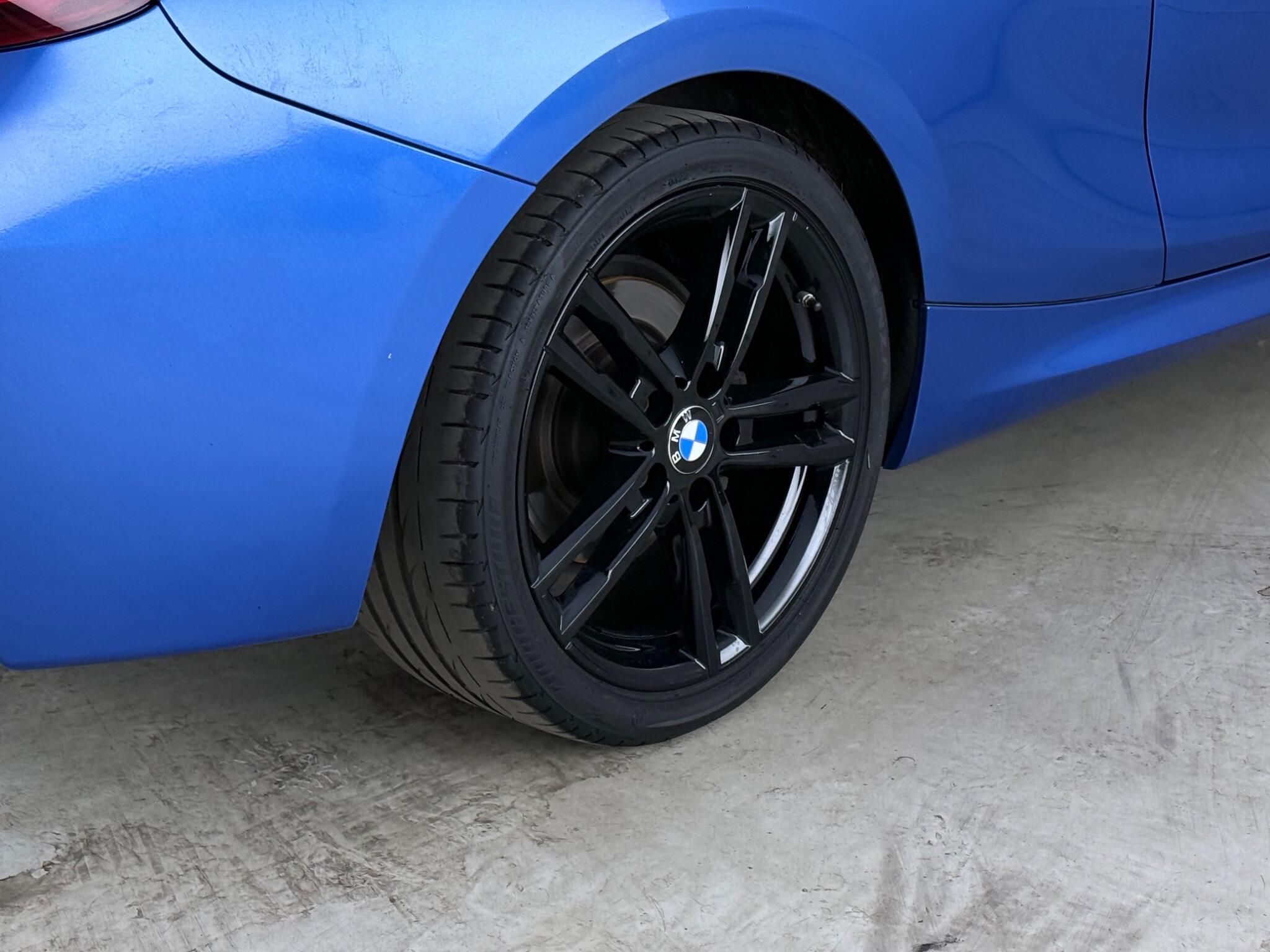 BMW 2 Series view 8