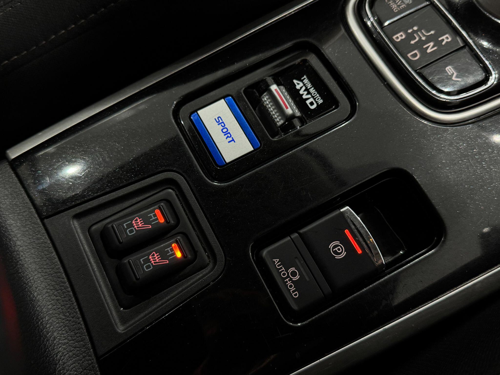 Mitsubishi Outlander view 47