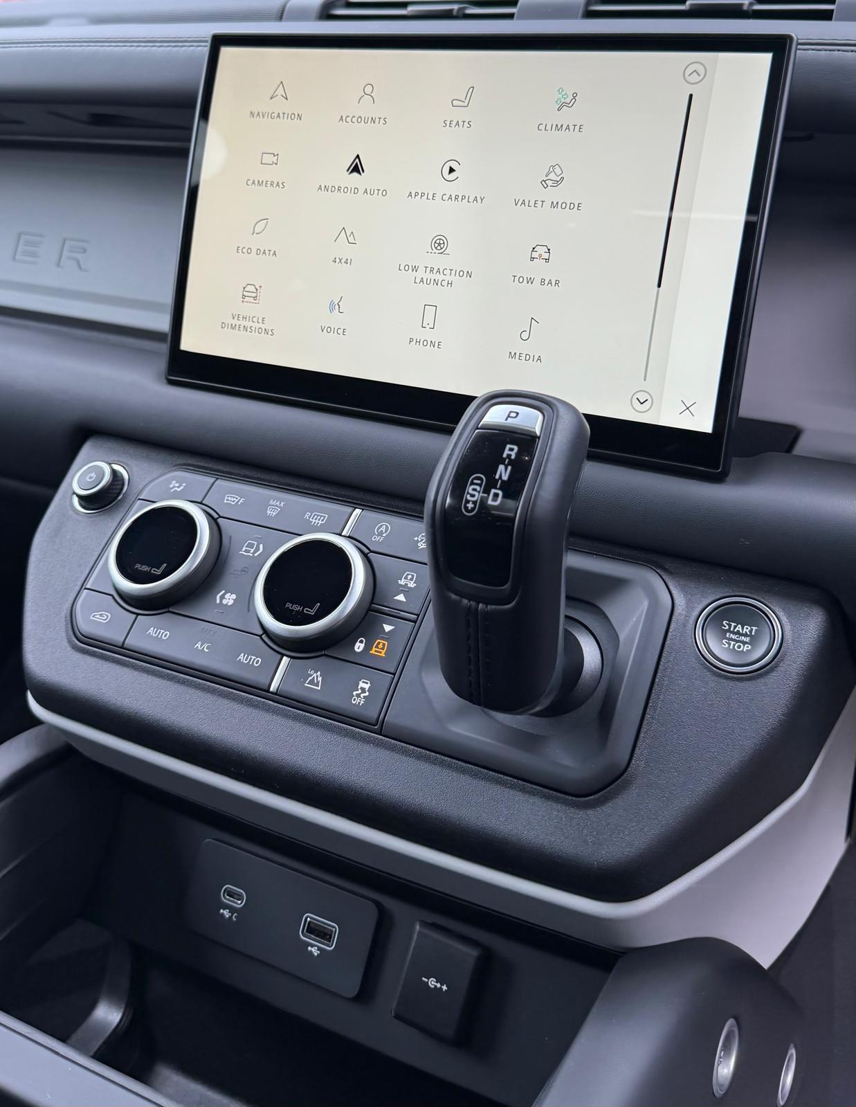 Land Rover Defender view 59