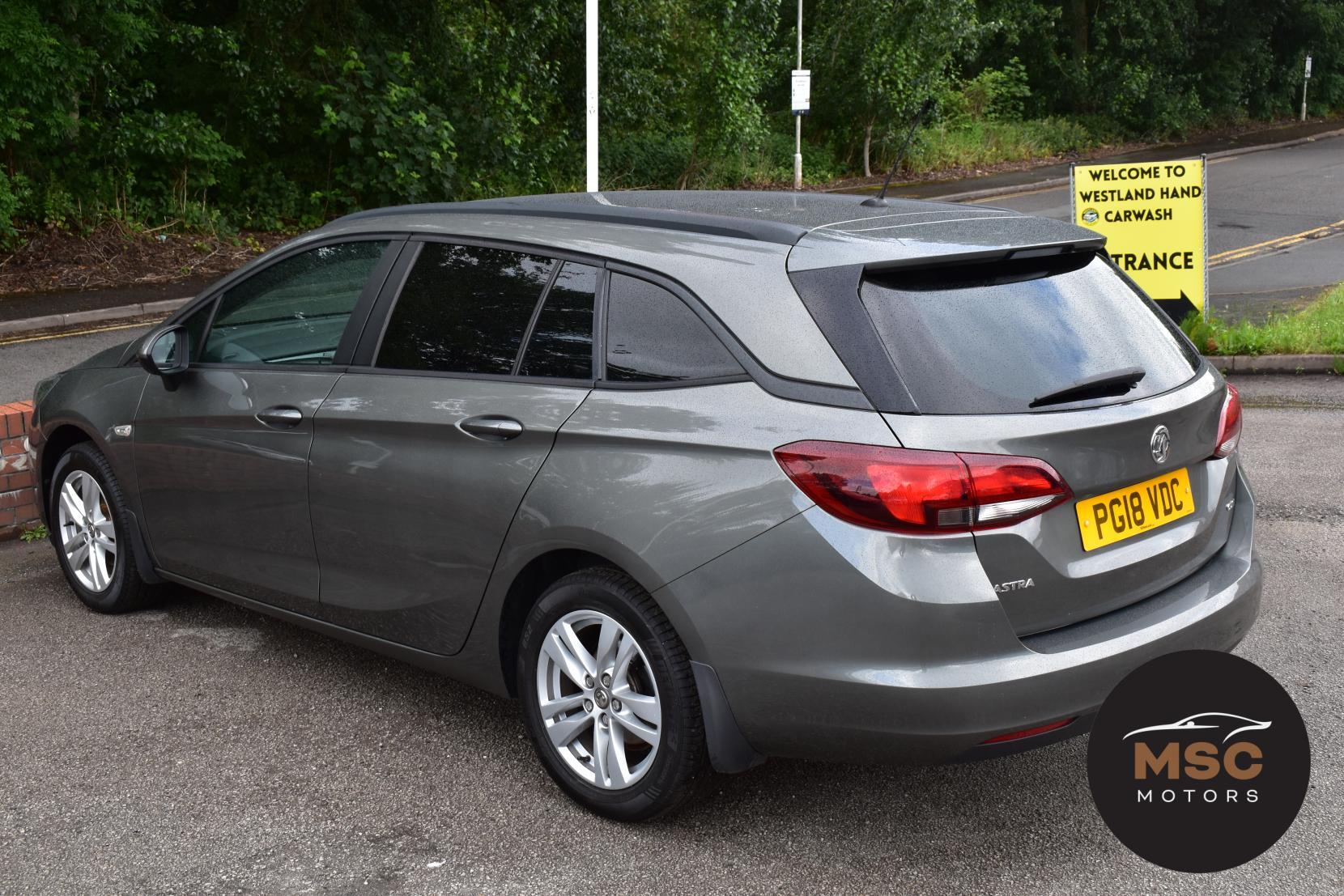 Vauxhall Astra view 13