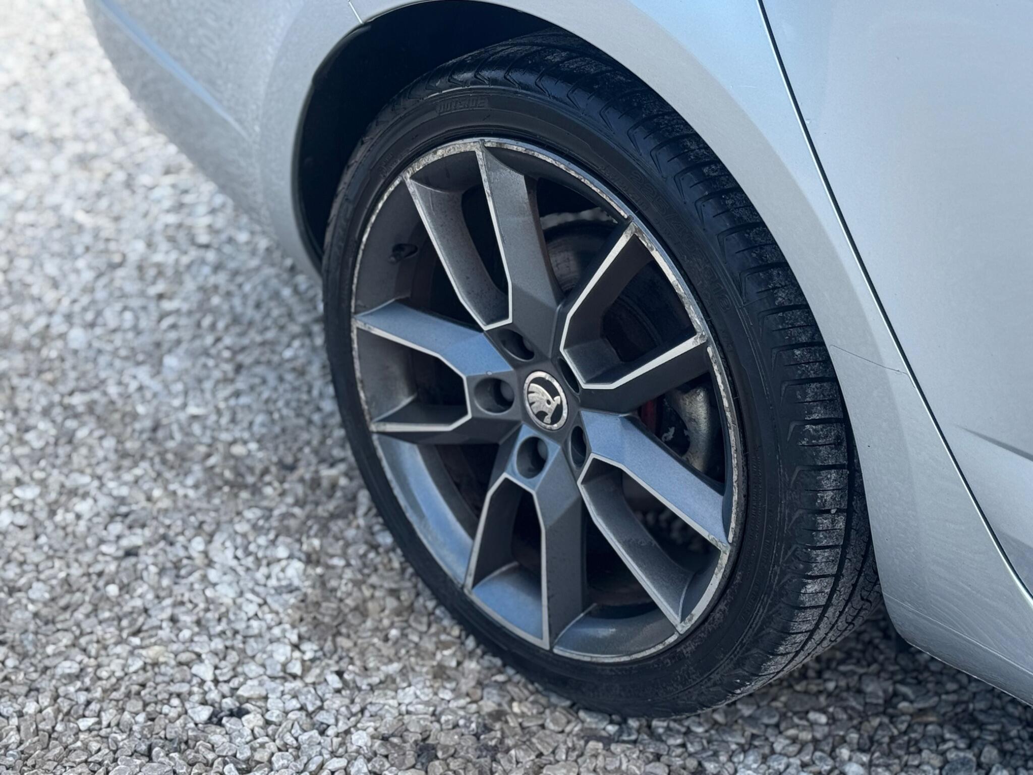 Skoda Octavia view 71