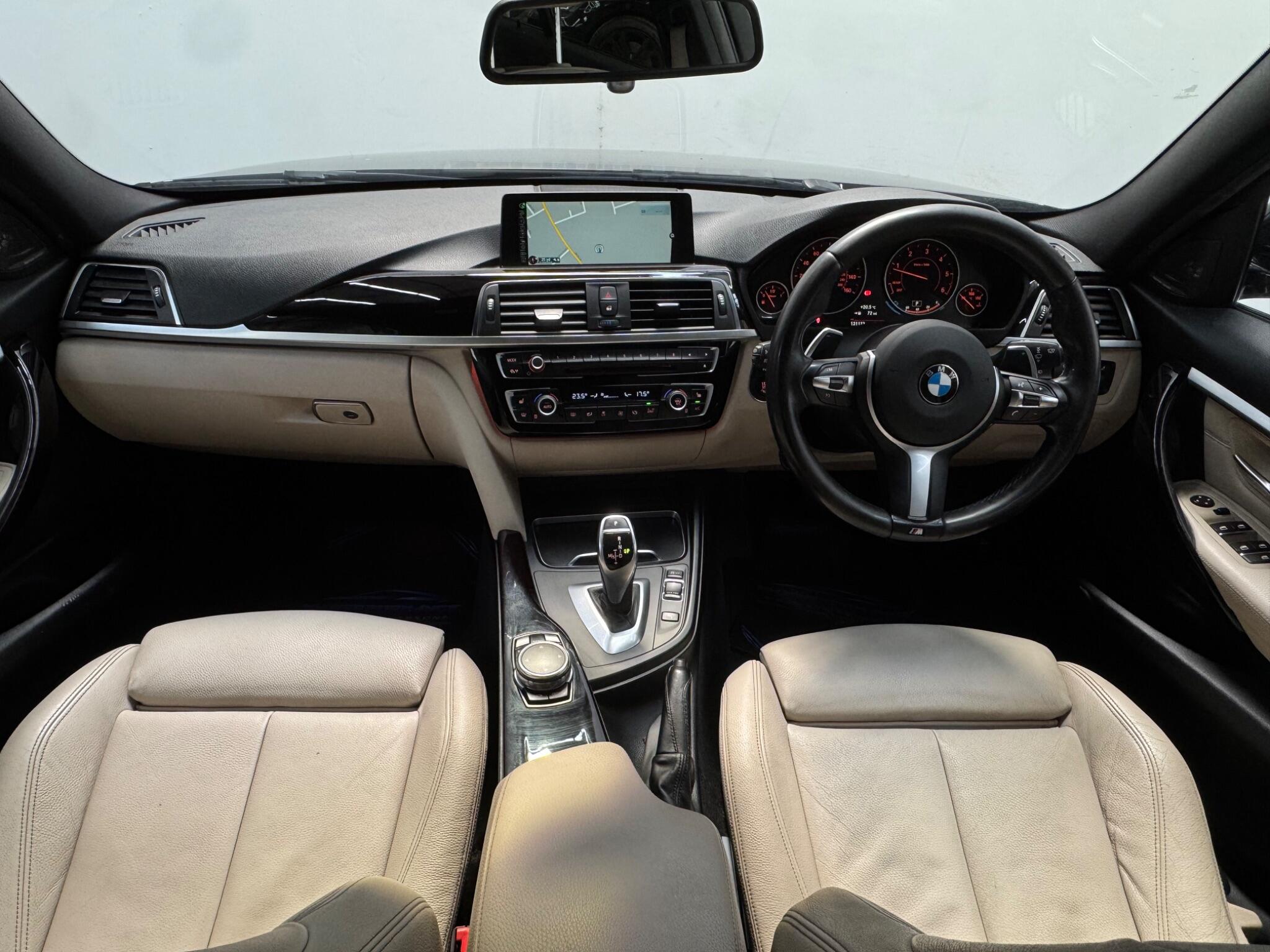 BMW 3 Series view 21