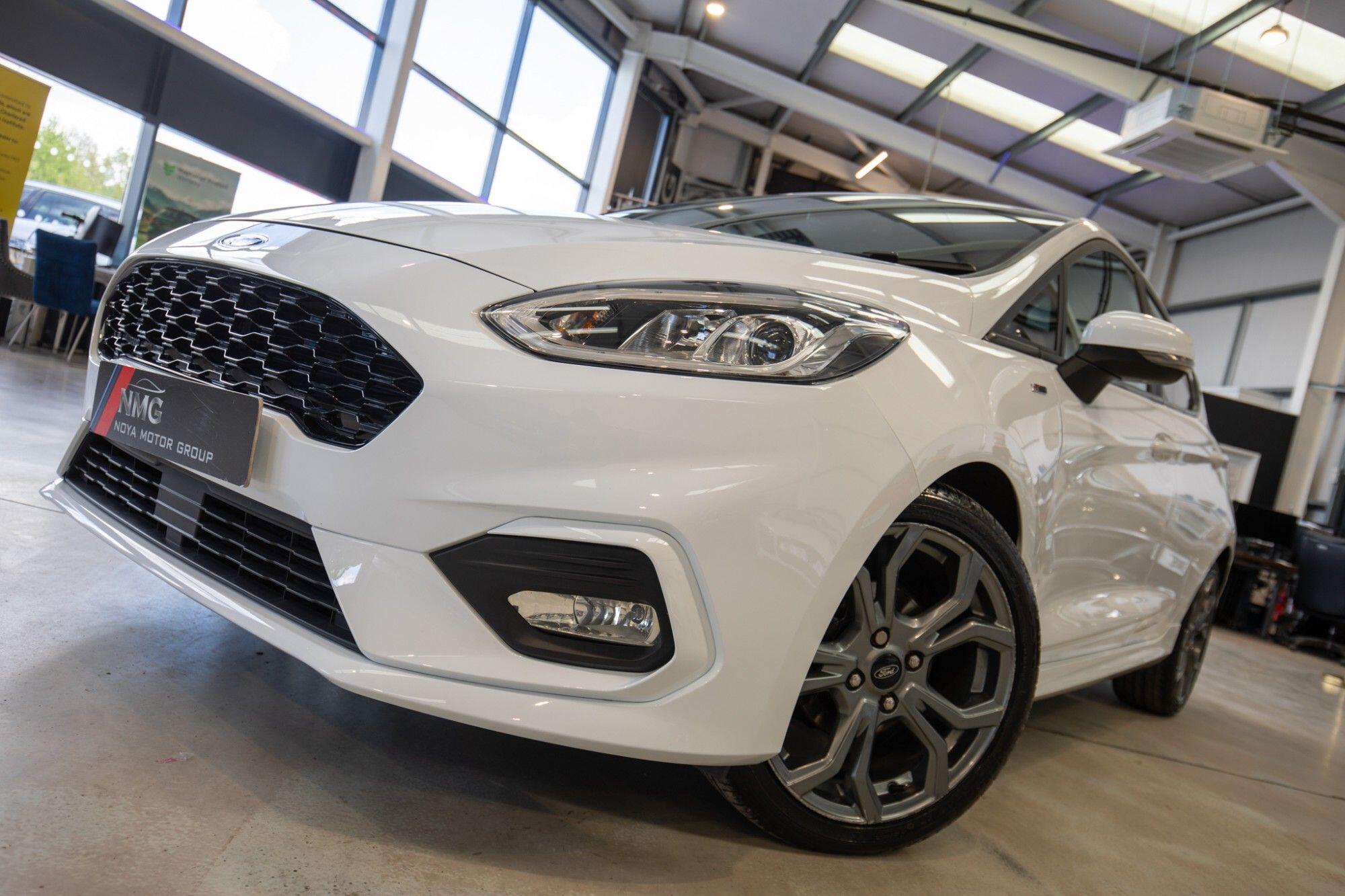 Ford Fiesta view 5