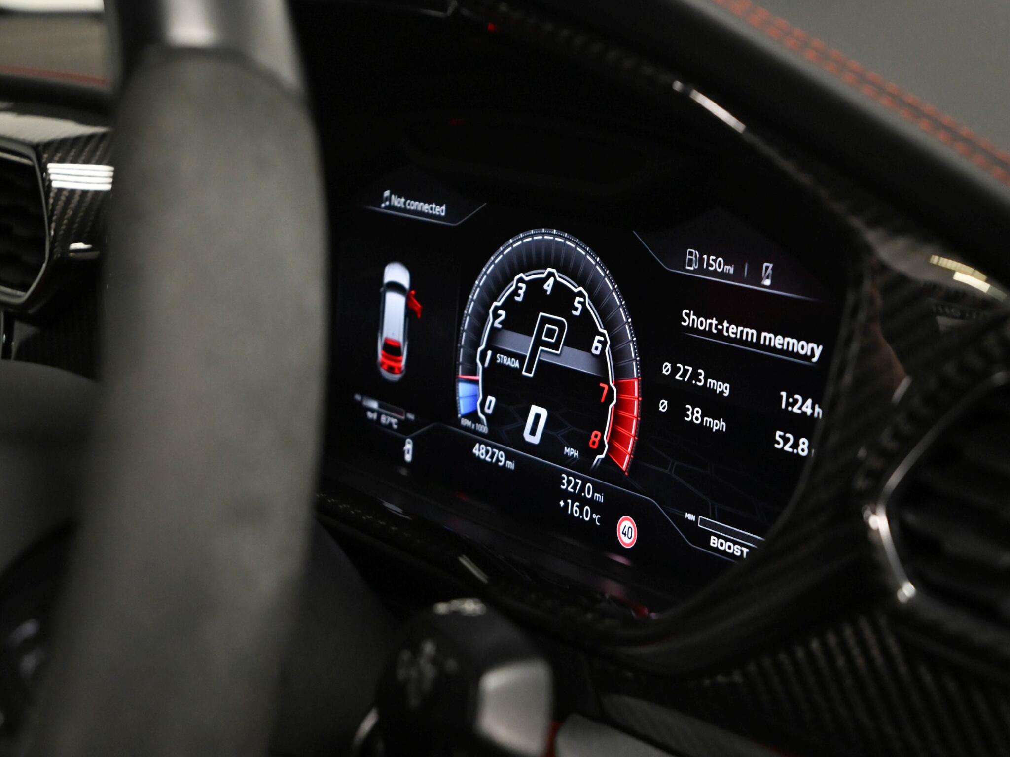 Lamborghini Urus view 19