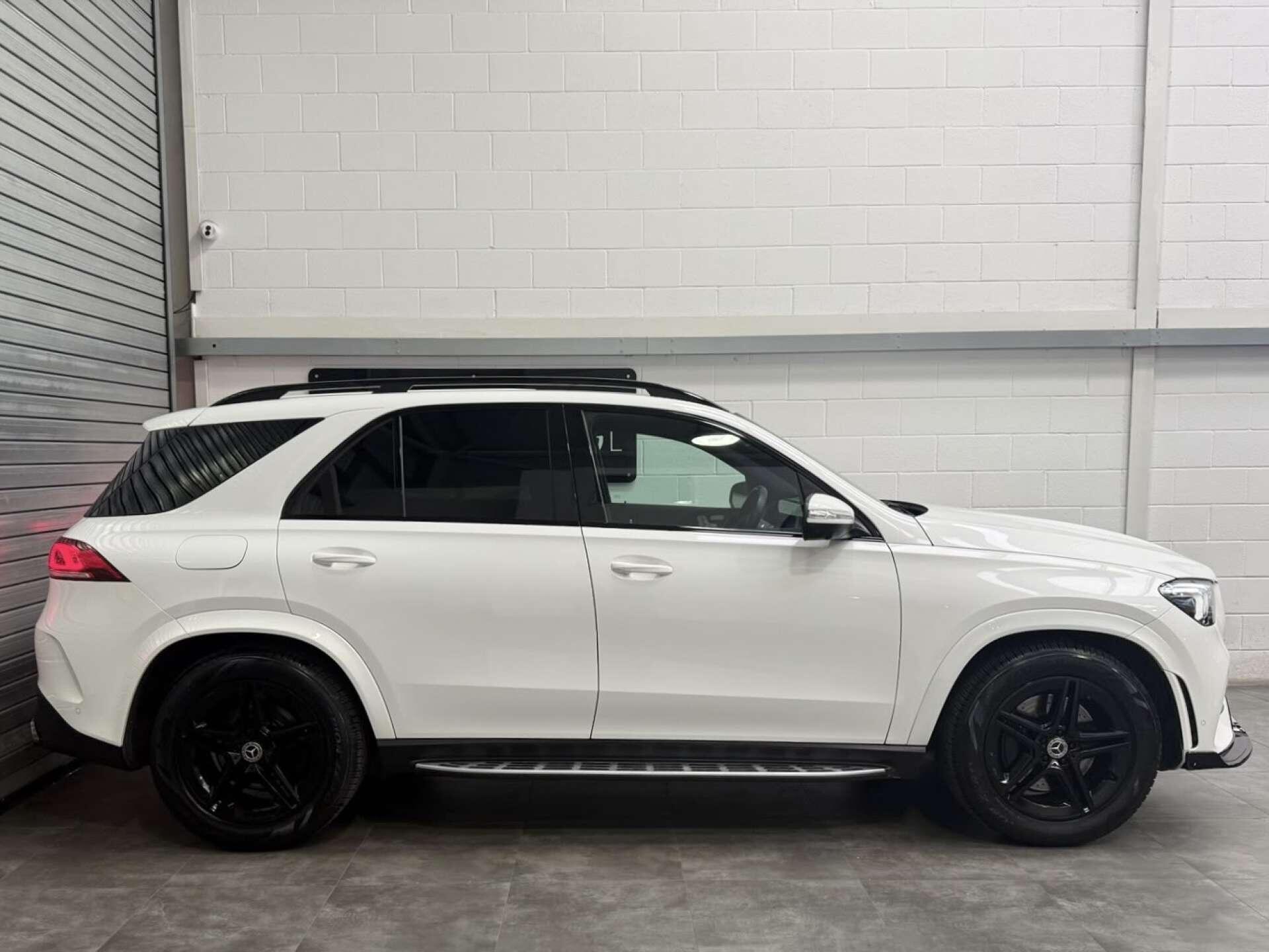 Mercedes-Benz Gle view 3