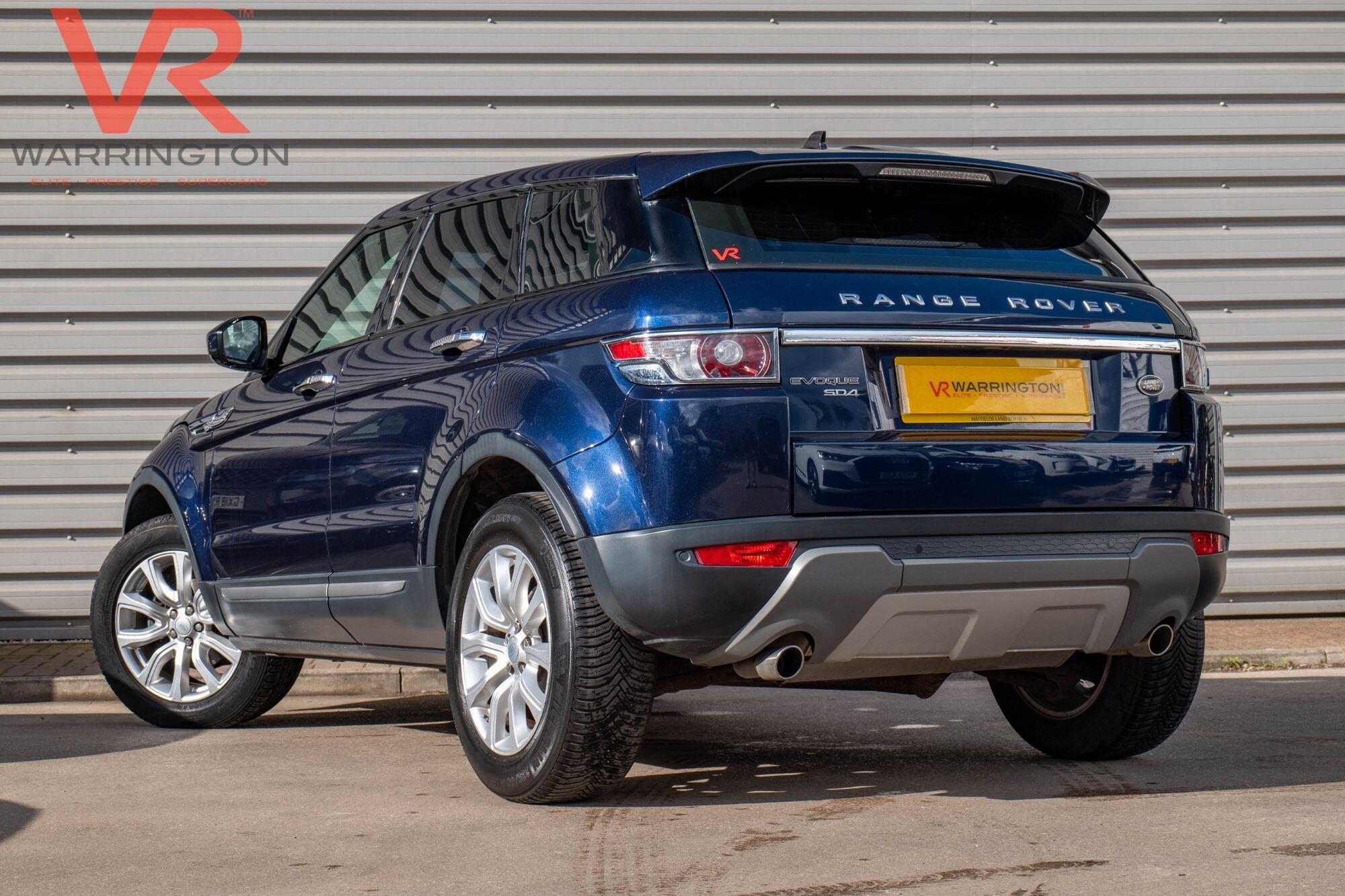 Land Rover Range Rover Evoque view 12