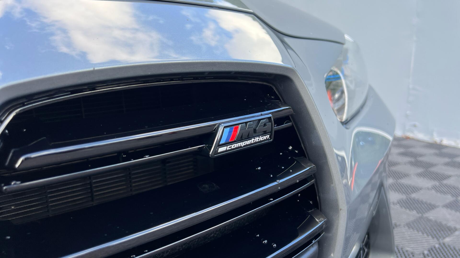 BMW M4 view 28