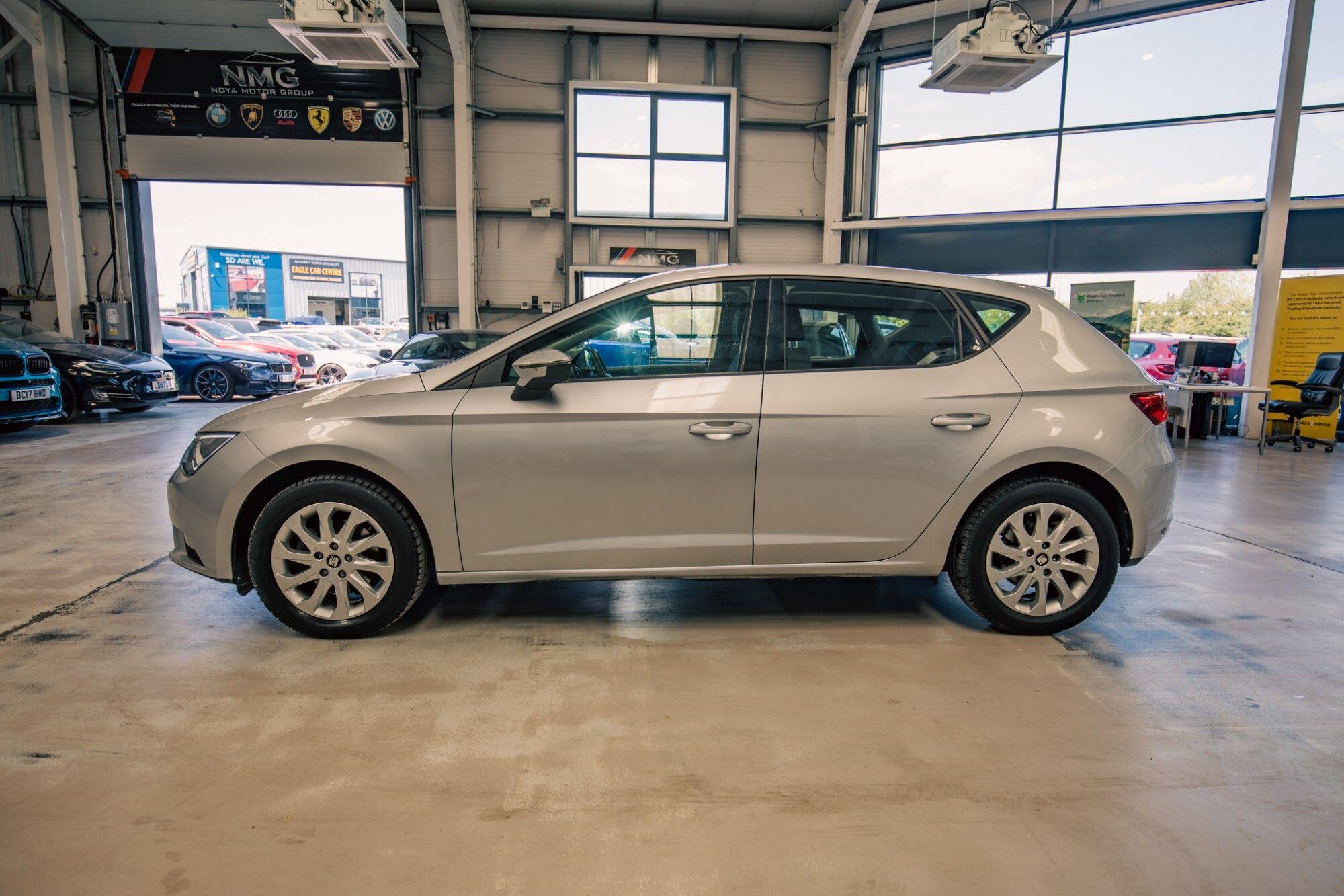 SEAT Leon view 26