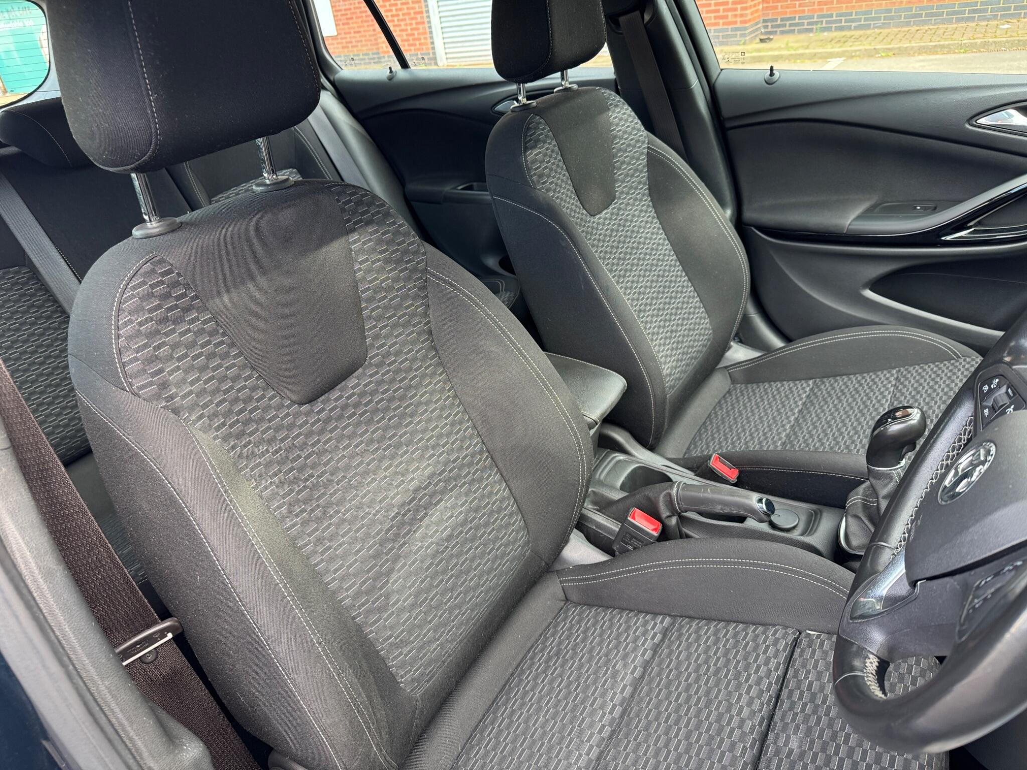 Vauxhall Astra view 23