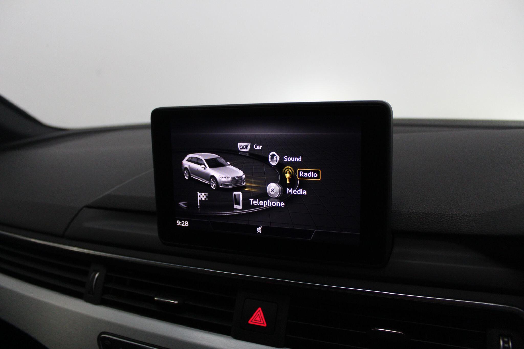 Audi A4 view 35