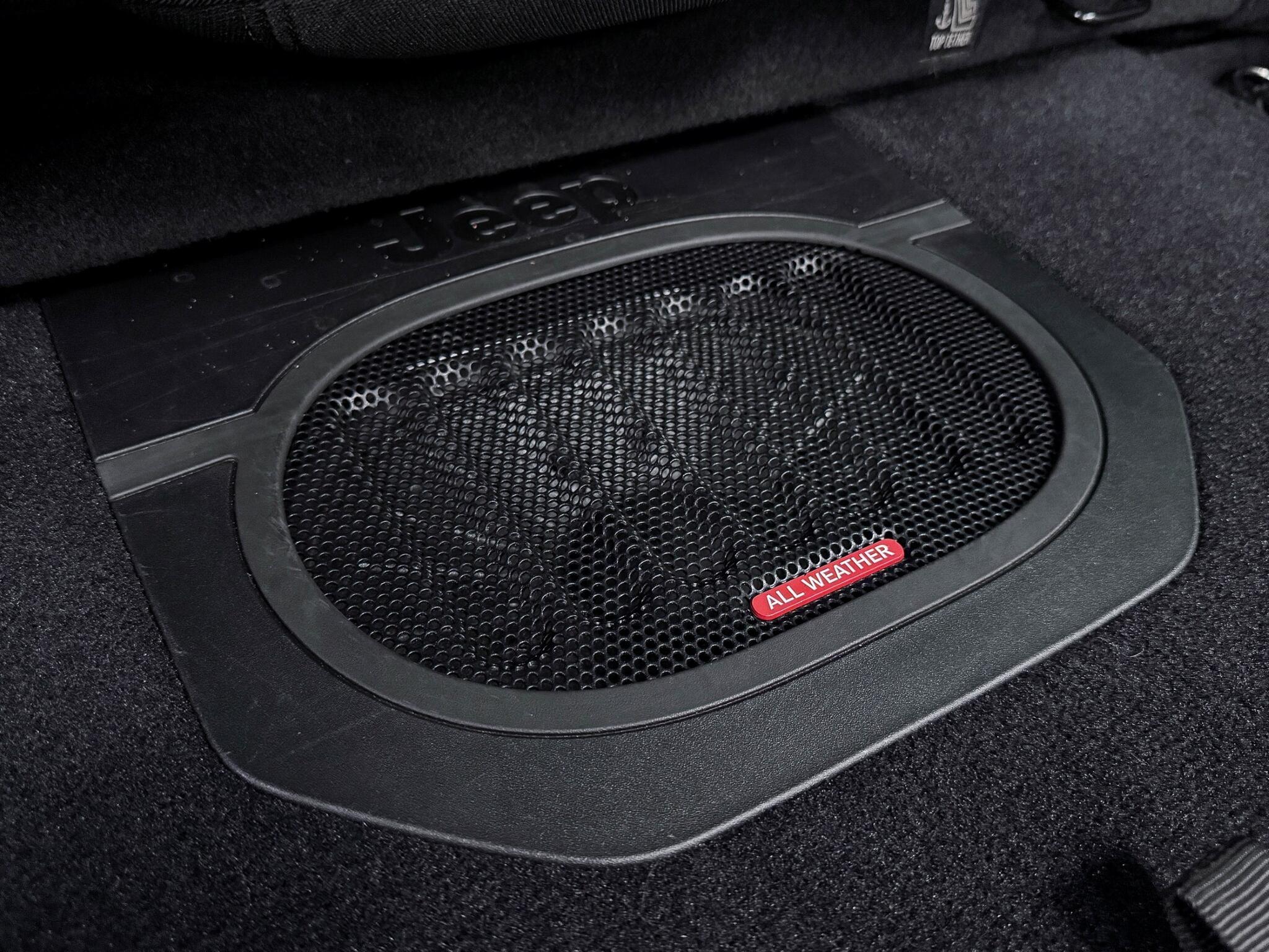 Jeep Wrangler view 14