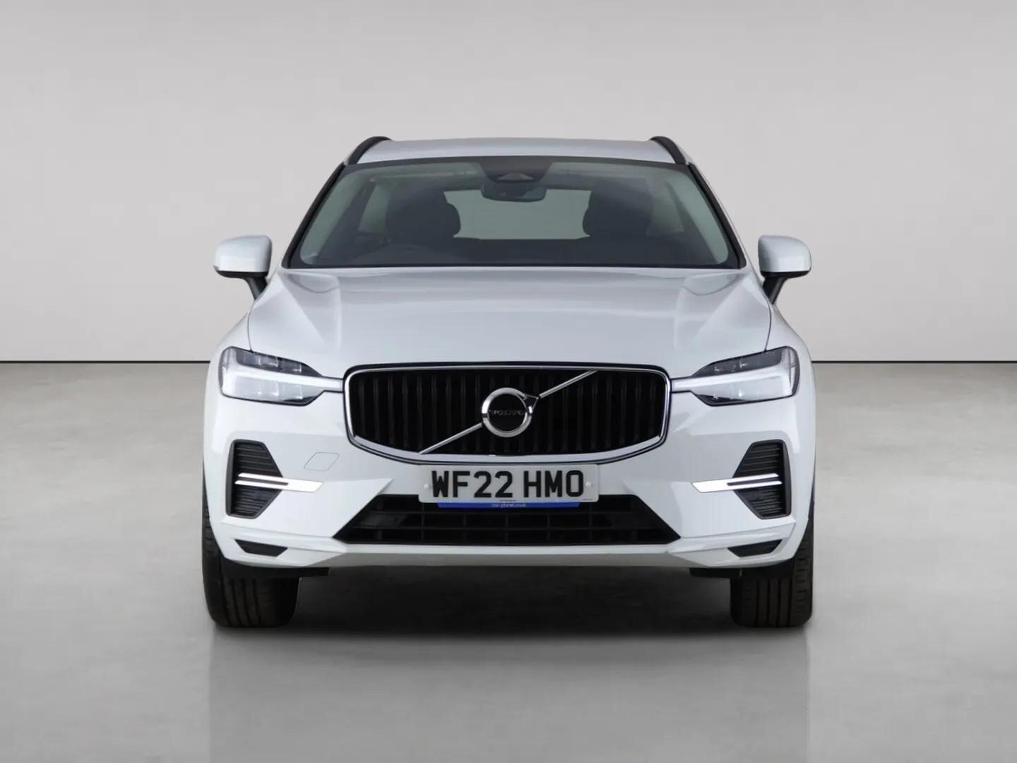 Volvo XC60 view 5