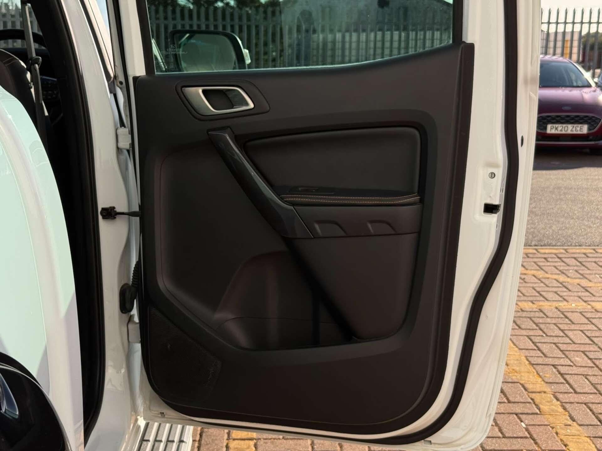 Ford Ranger view 25