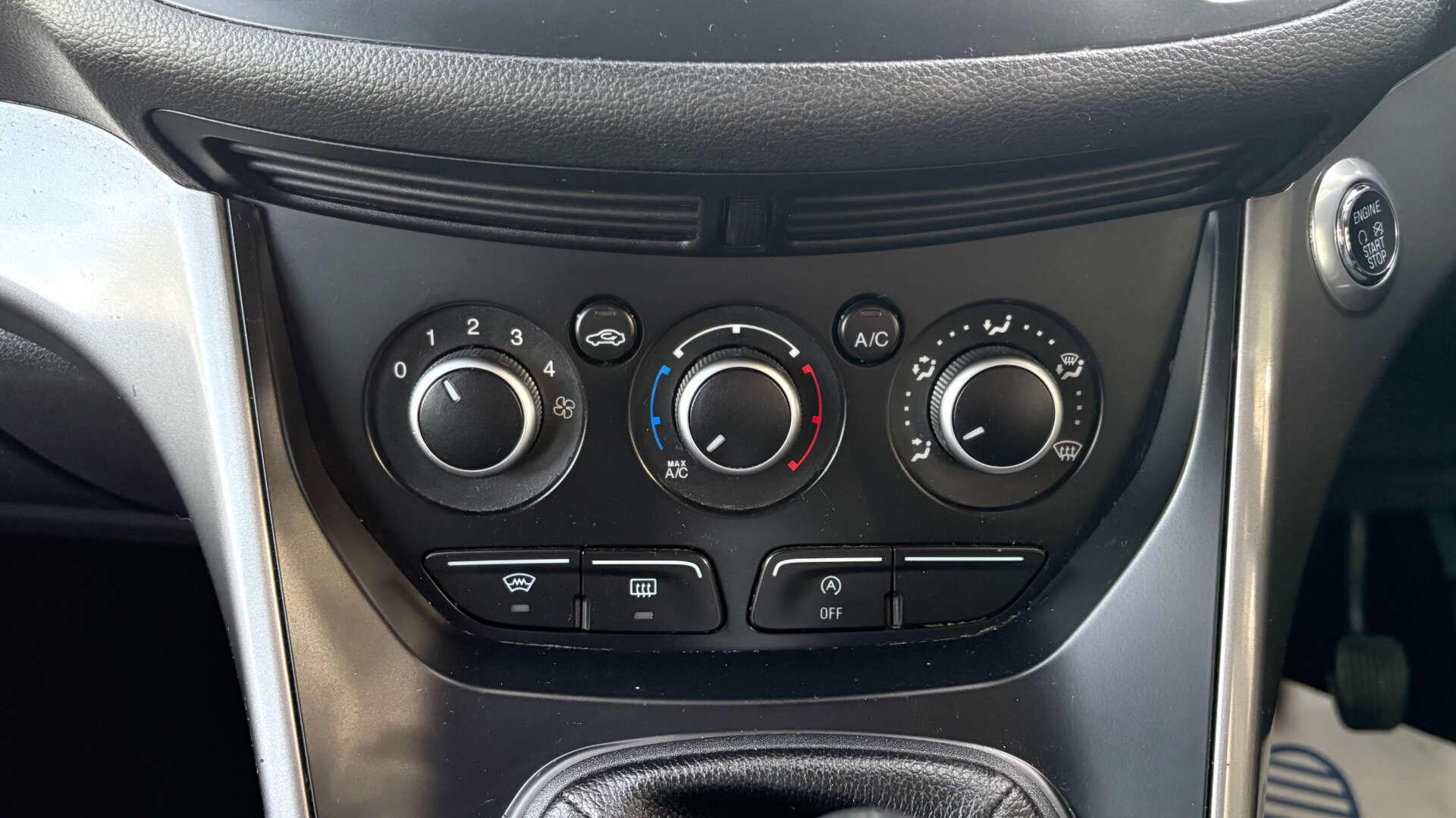 Ford Kuga view 28
