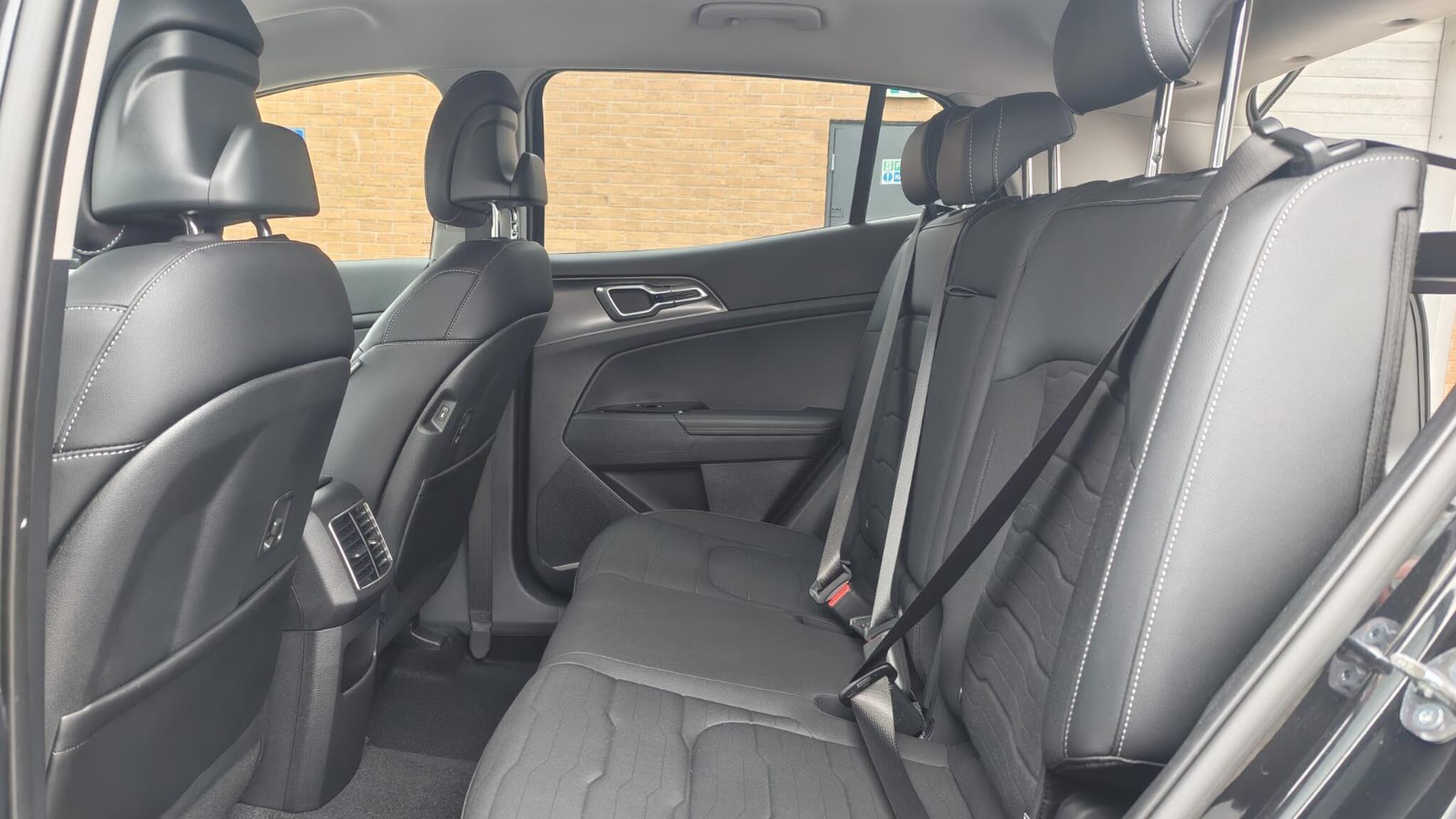 Kia Sportage view 28